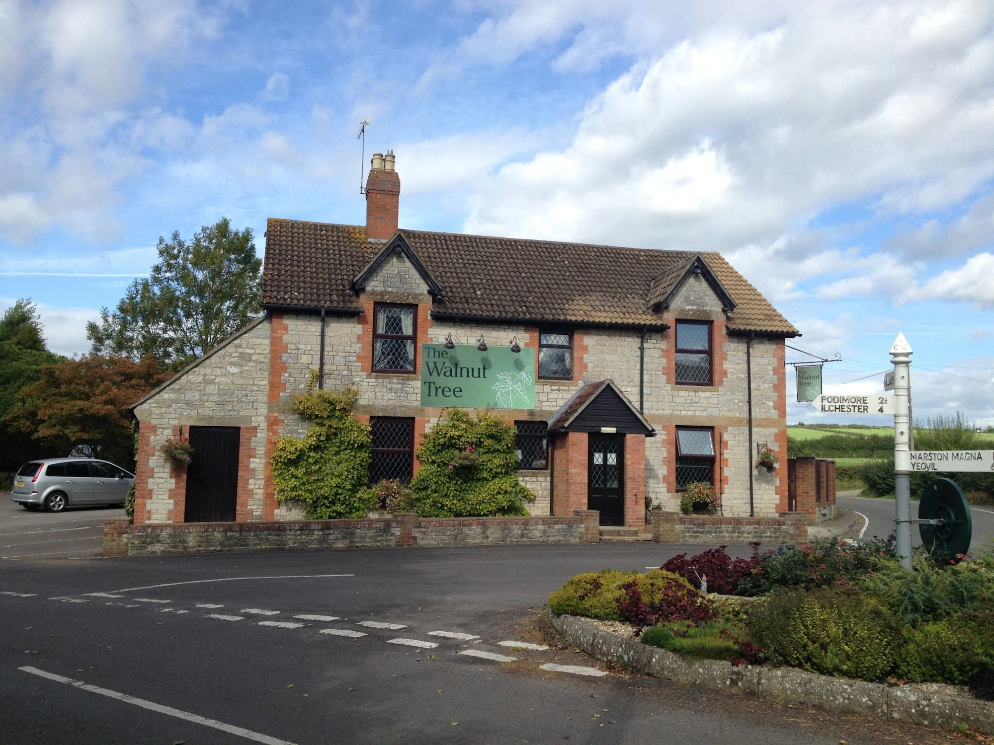 Walnut Tree Hotel - Yeovil
