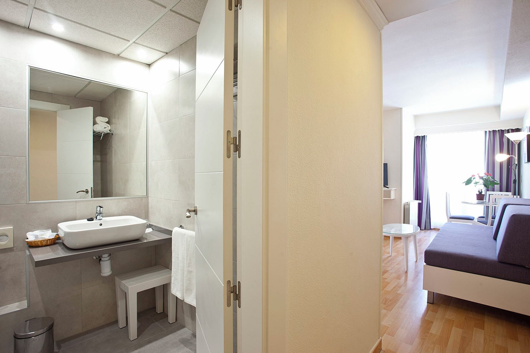 Double Studio seafront full double bed