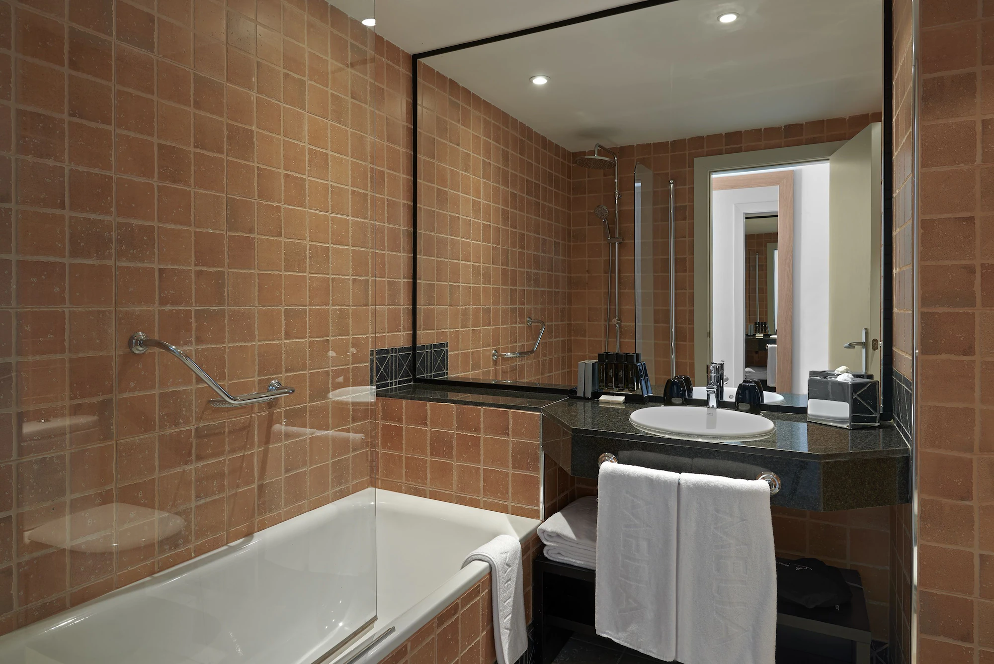 Connecting Double Melia room twin beds