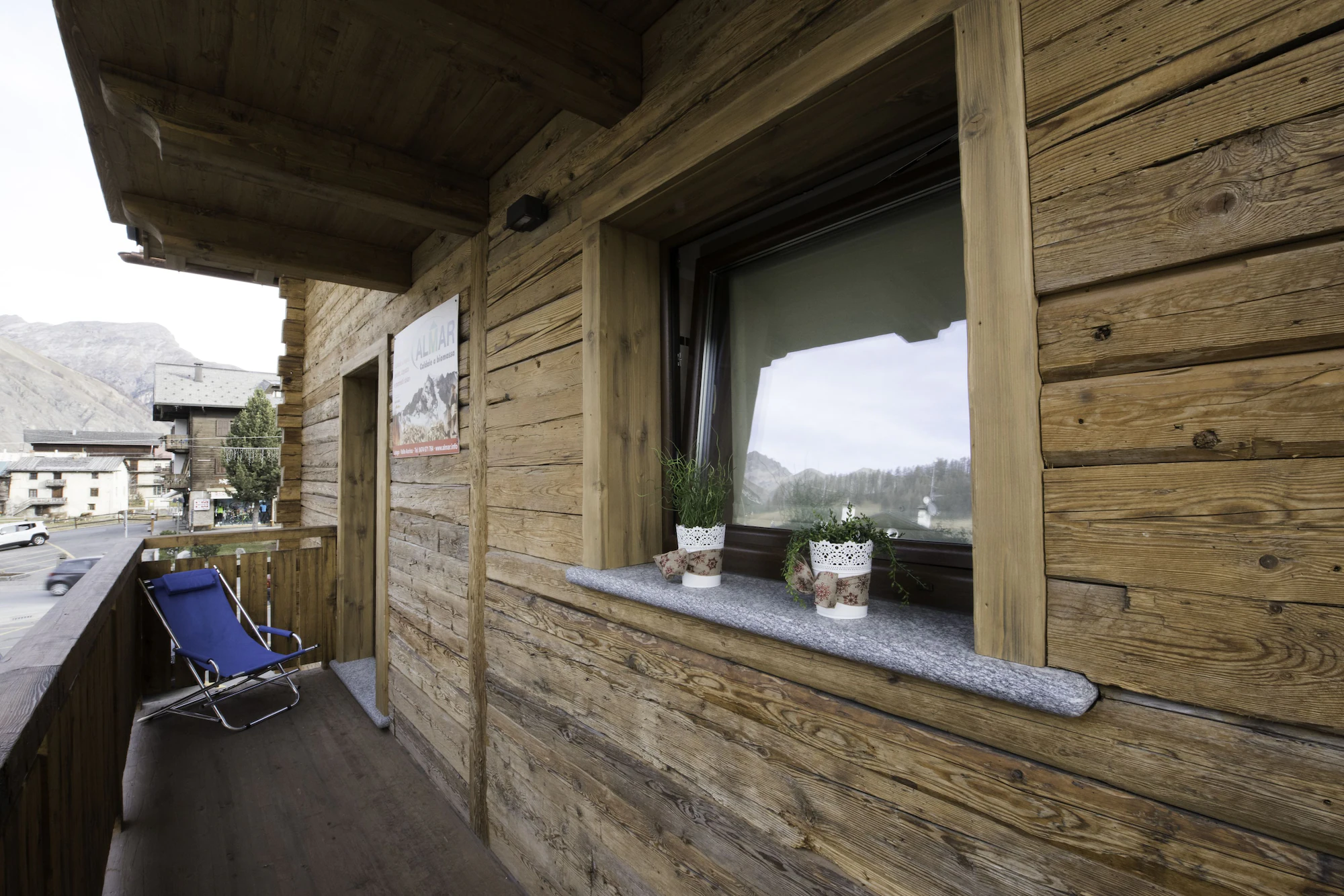 1 Bedroom Double Apartment with mountain view