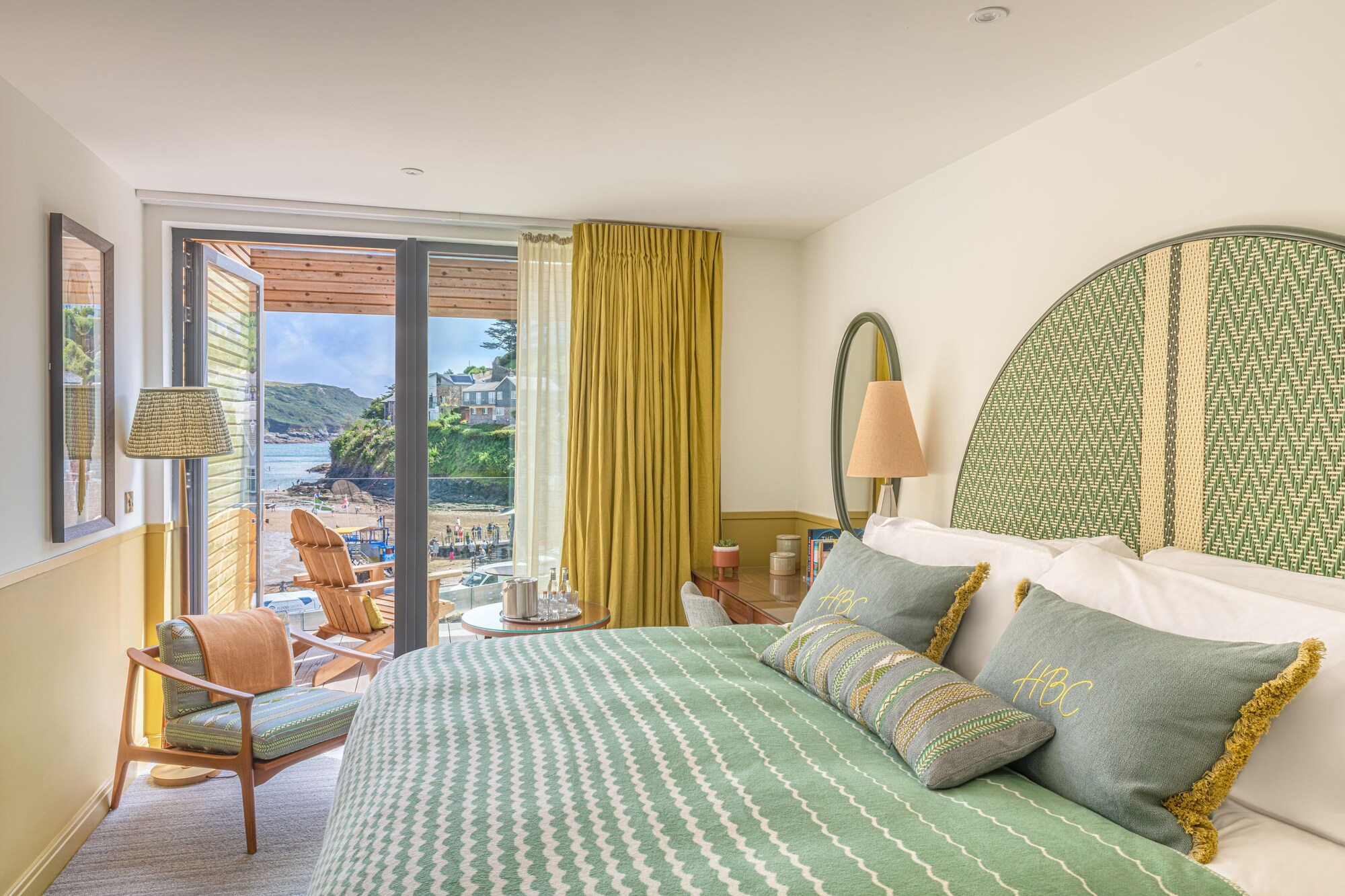 Standard Double room with partial sea view full double bed