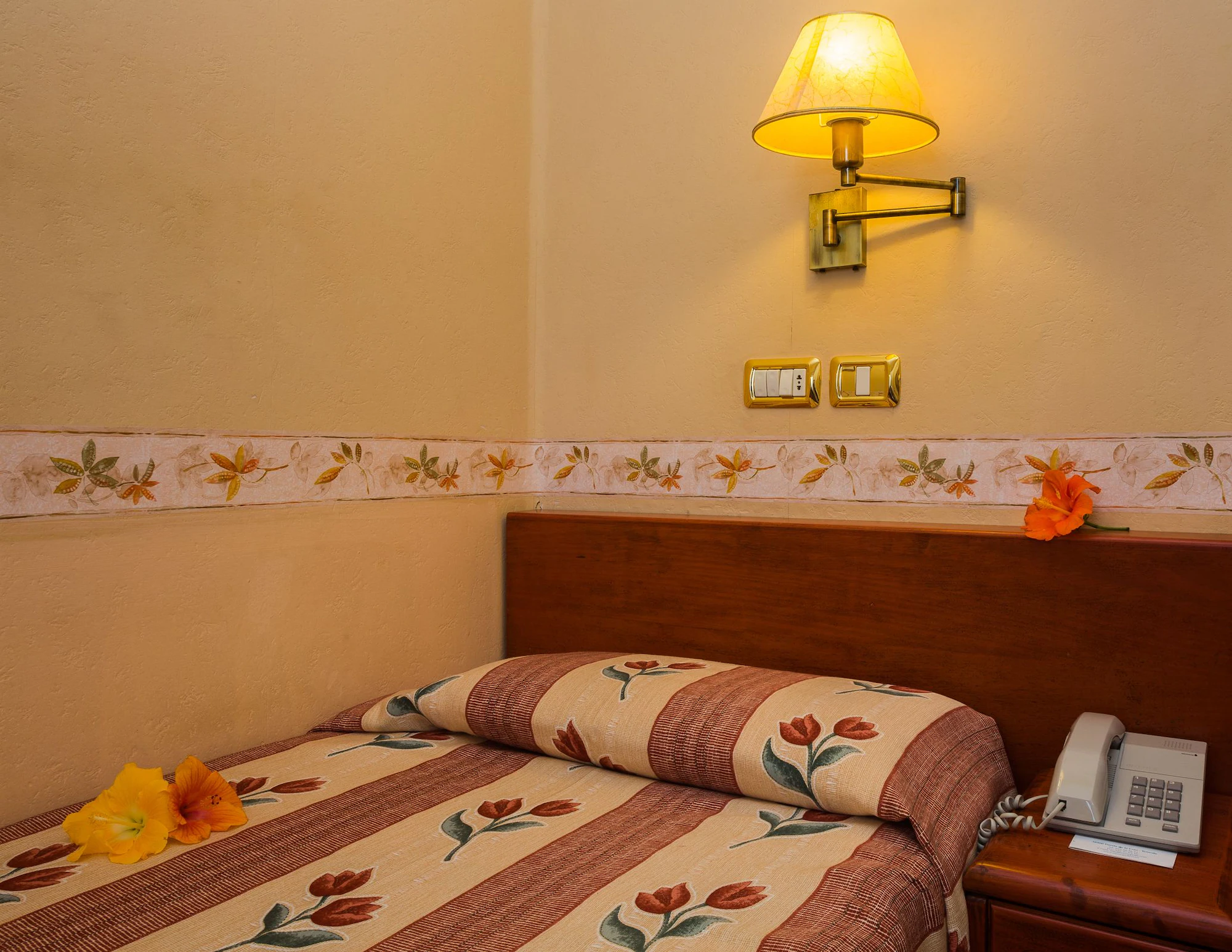 Double room with balcony full double bed