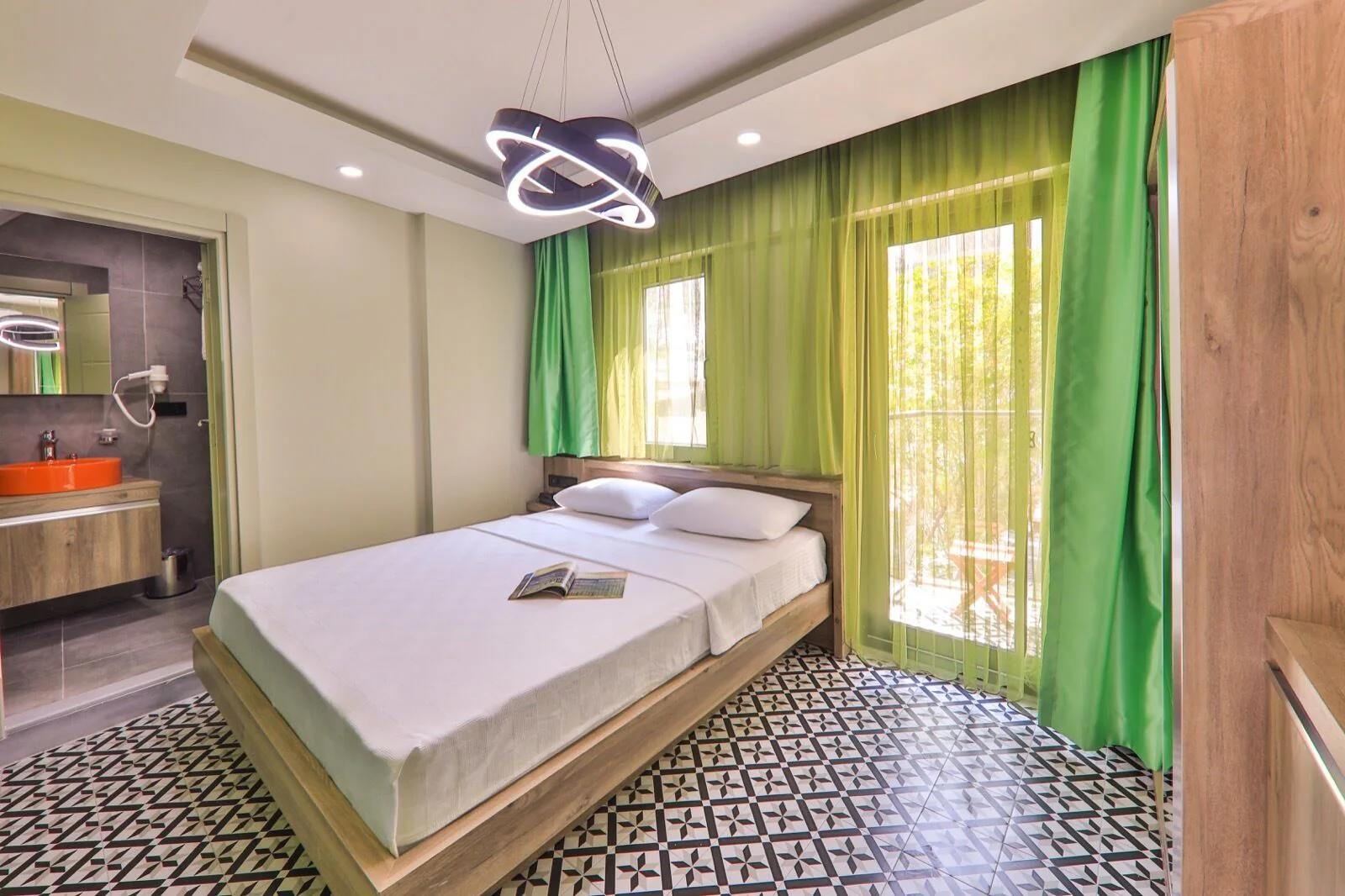 Zeytin Hotel - Kaş