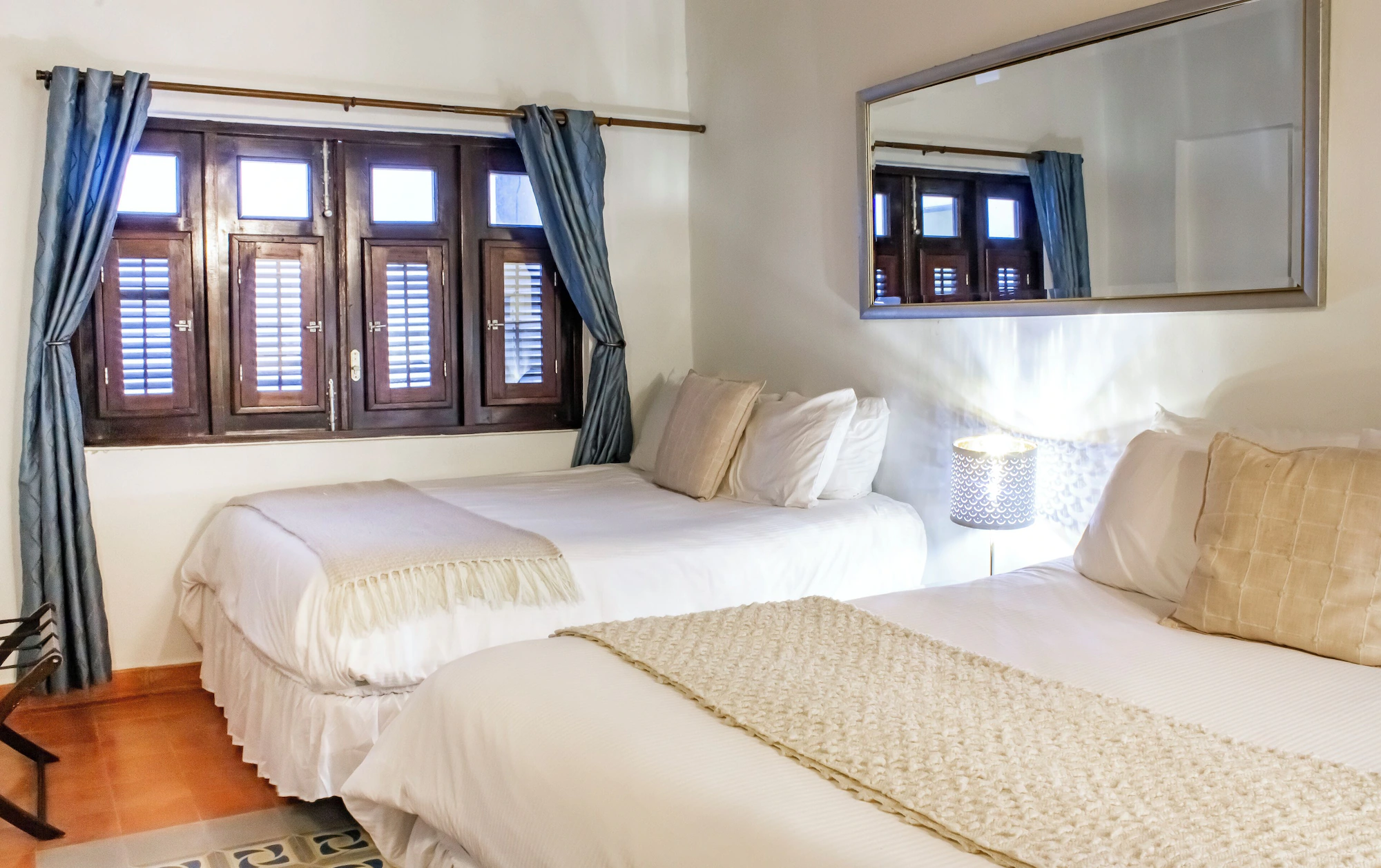 2 Bedrooms Deluxe Quadruple Suite