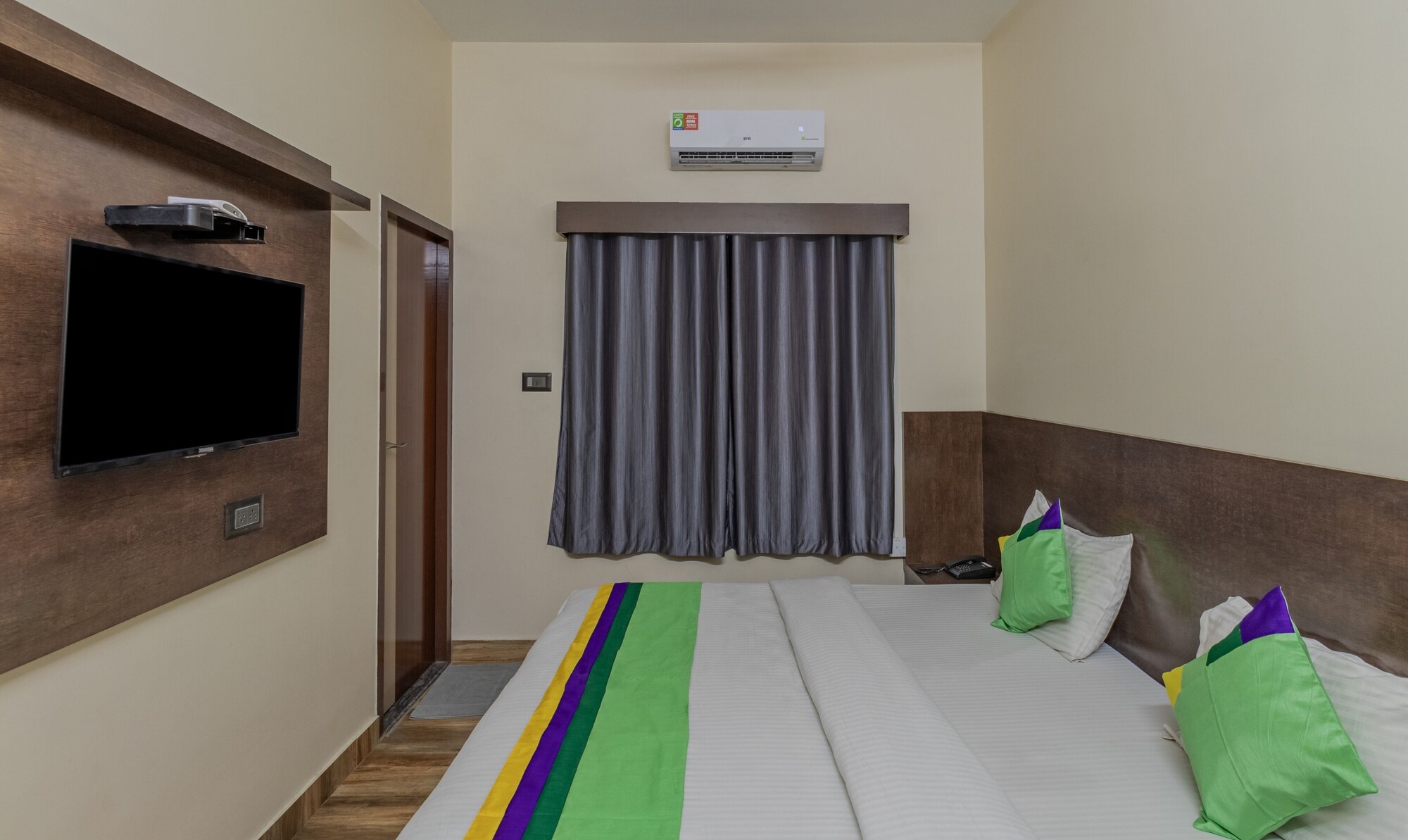 Superior Double room full double bed