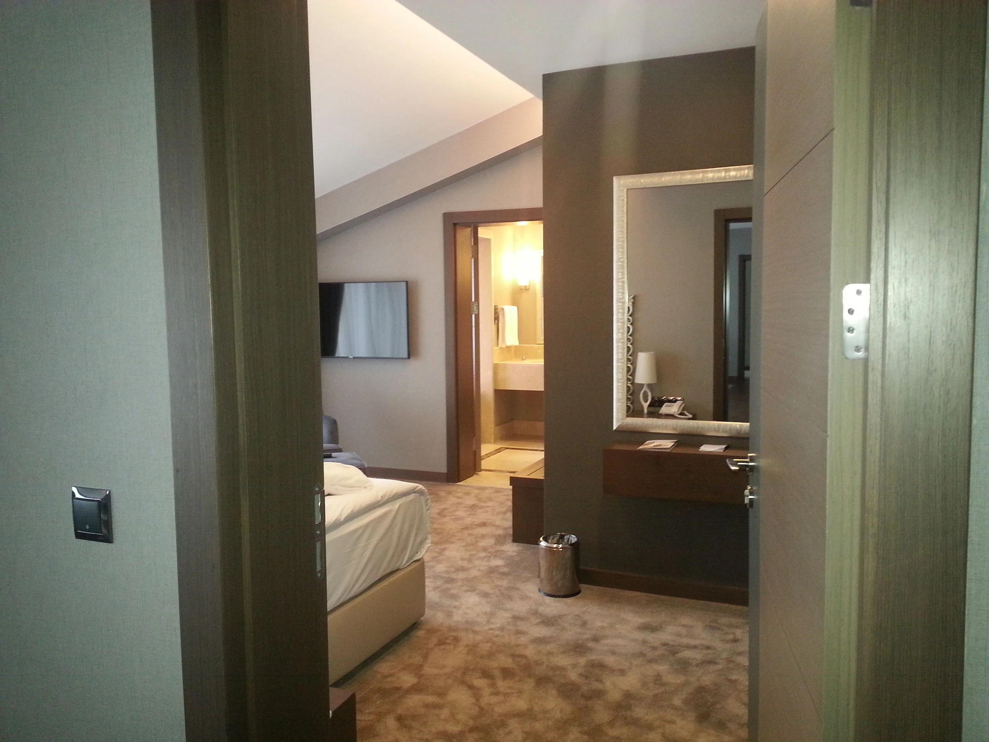 1 Bedroom Double Suite with sea view full double bed