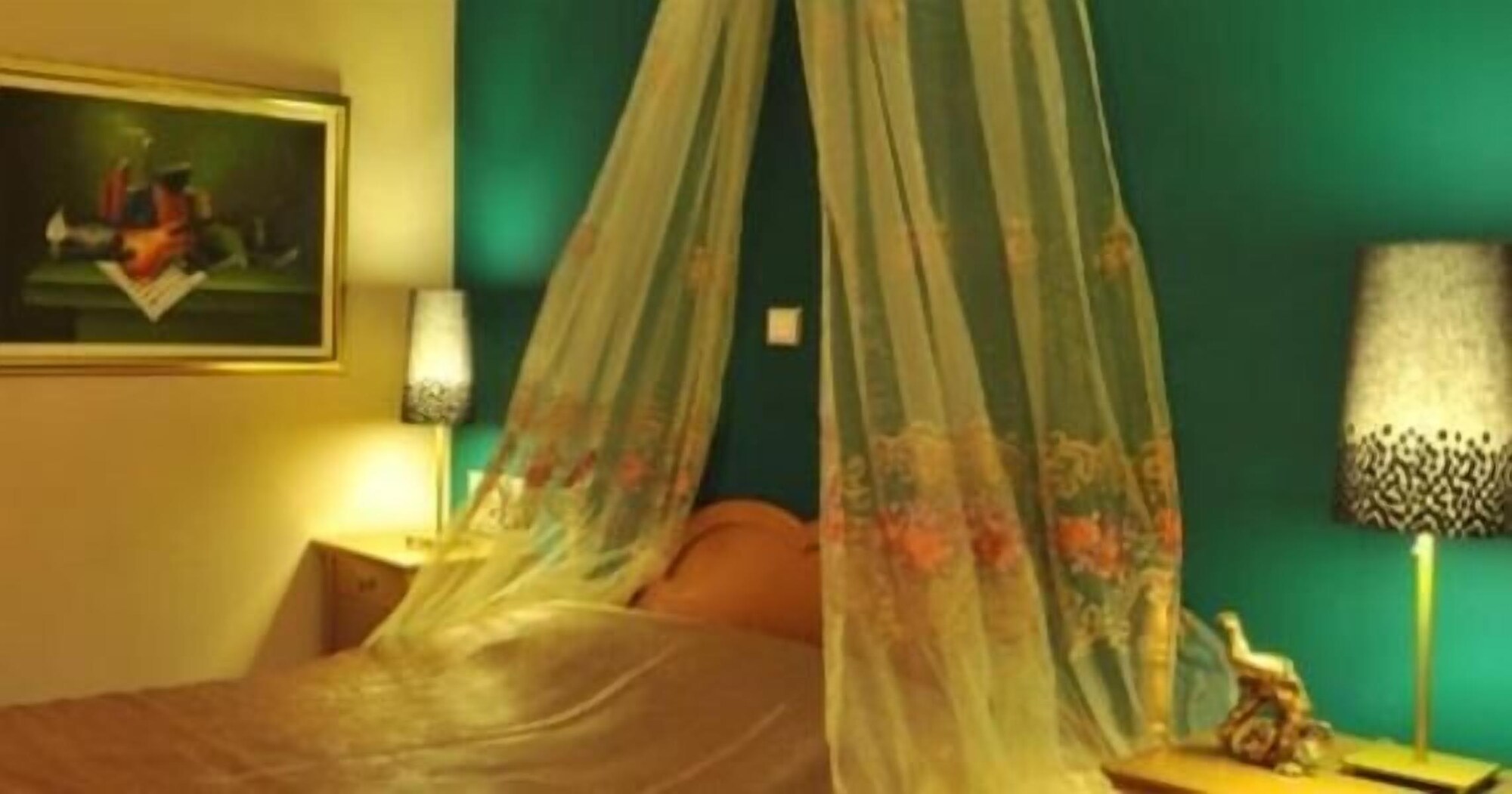 Deluxe Single Suite
