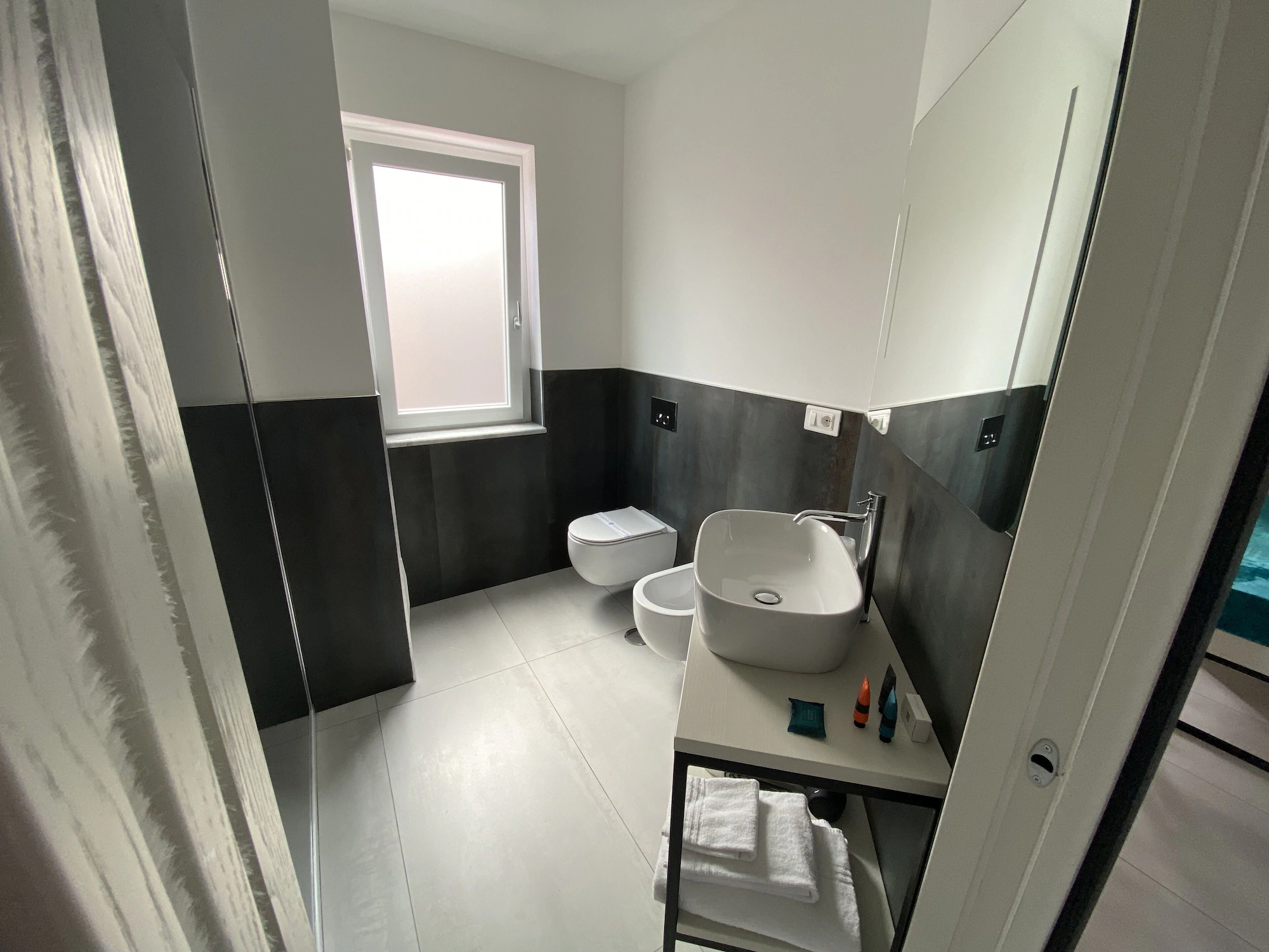 Business Double Suite with balcony full double bed