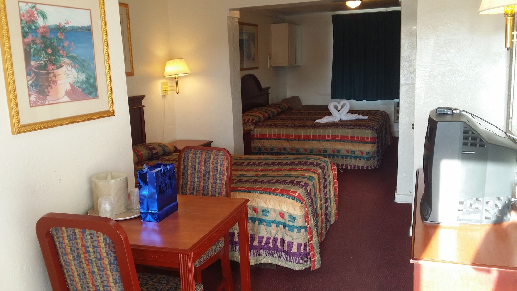 Standard Quadruple room twin beds