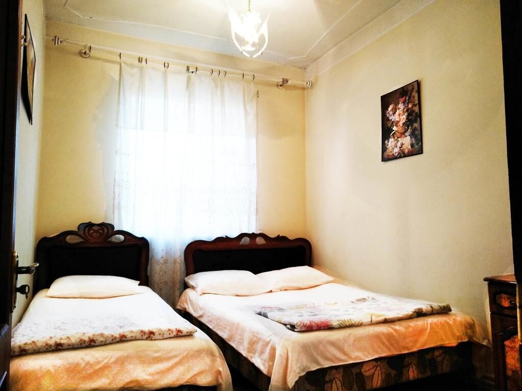 Economy Single room full double bed
