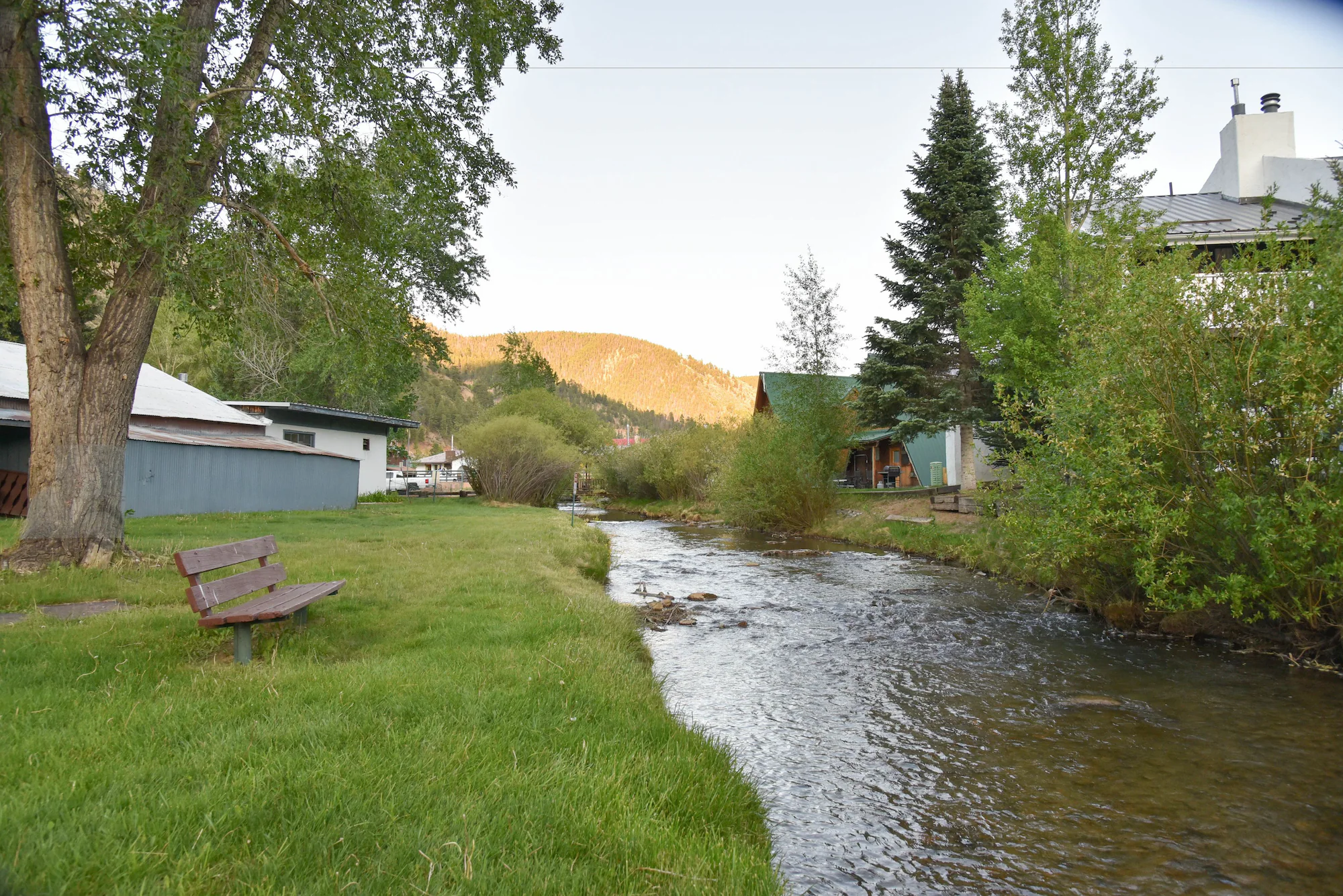 2 Bedrooms Standard Quadruple room with mountain view