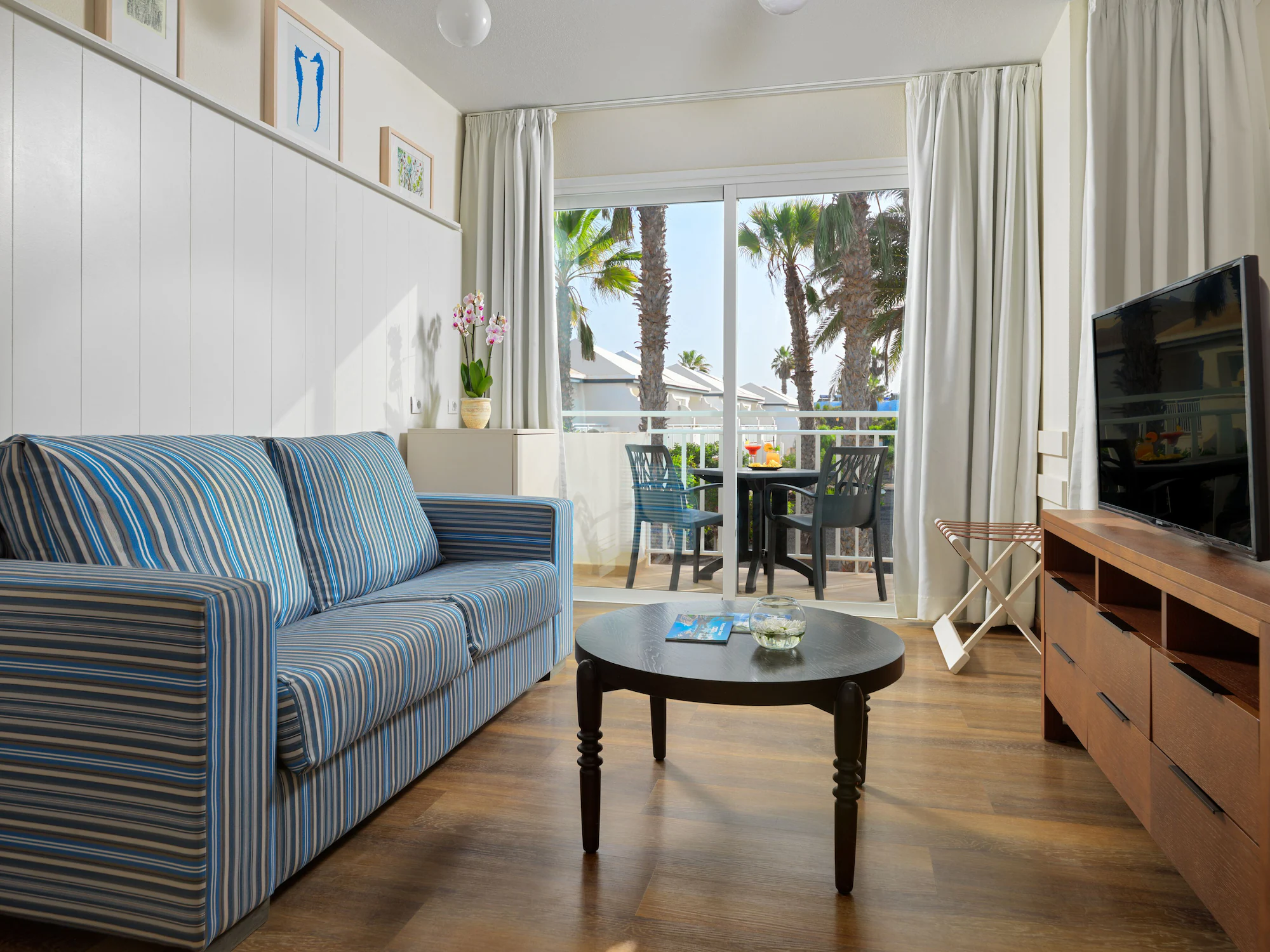 Double Junior Suite twin beds