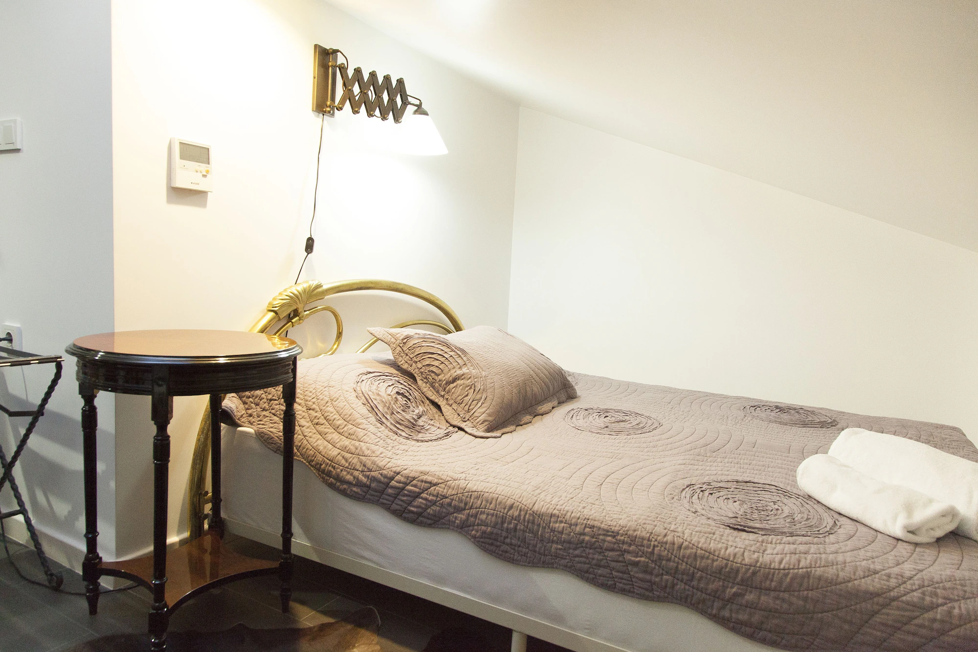 Double room with balcony full double bed