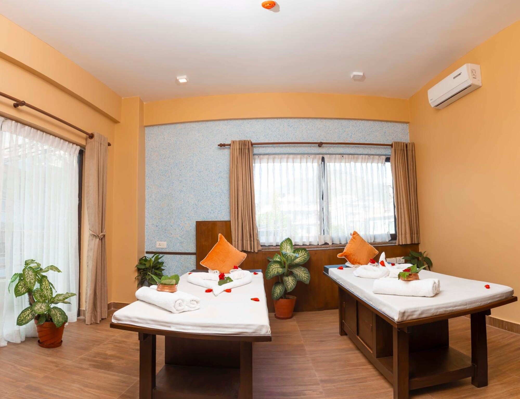 Deluxe Single room