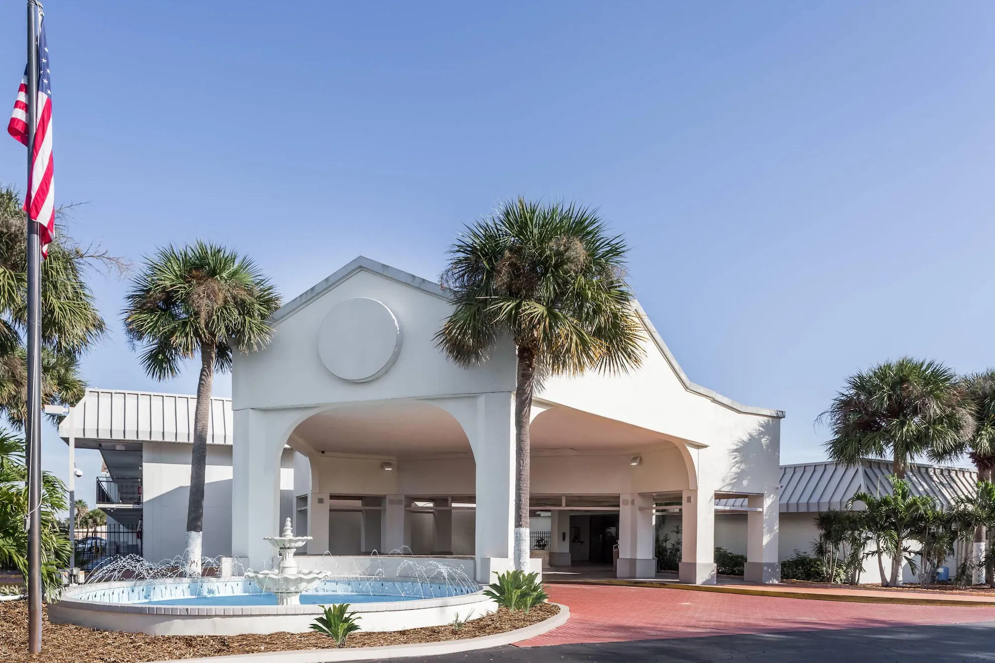 Days Inn By Wyndham St. Petersburg / Tampa Bay Area - St. Petersburg, FL