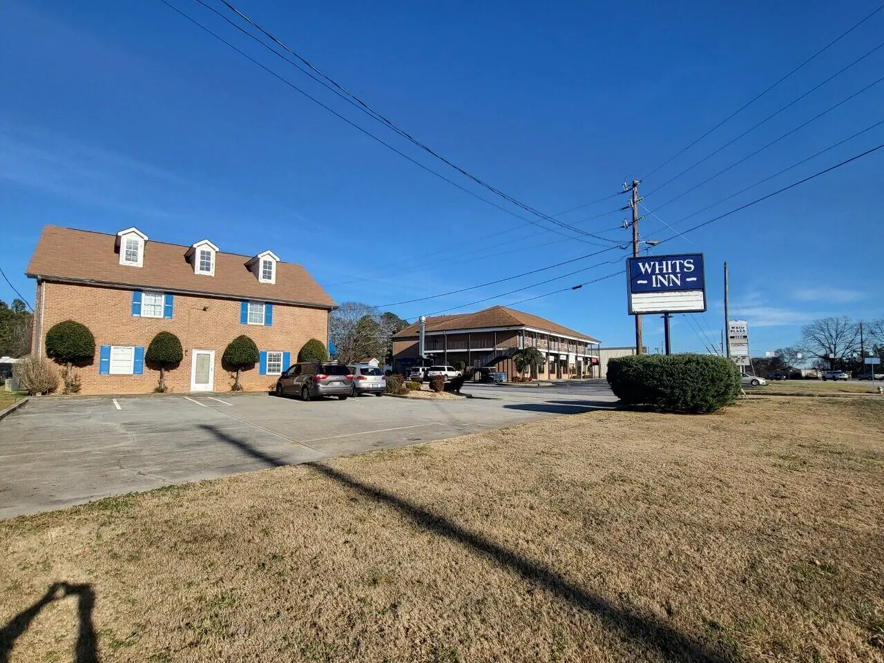 Whits Inn exterior