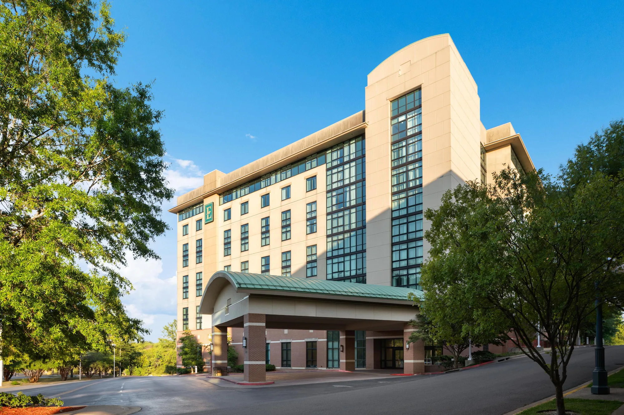 Embassy Suites By Hilton At Hot Springs Convention Center - Hot Springs, AR