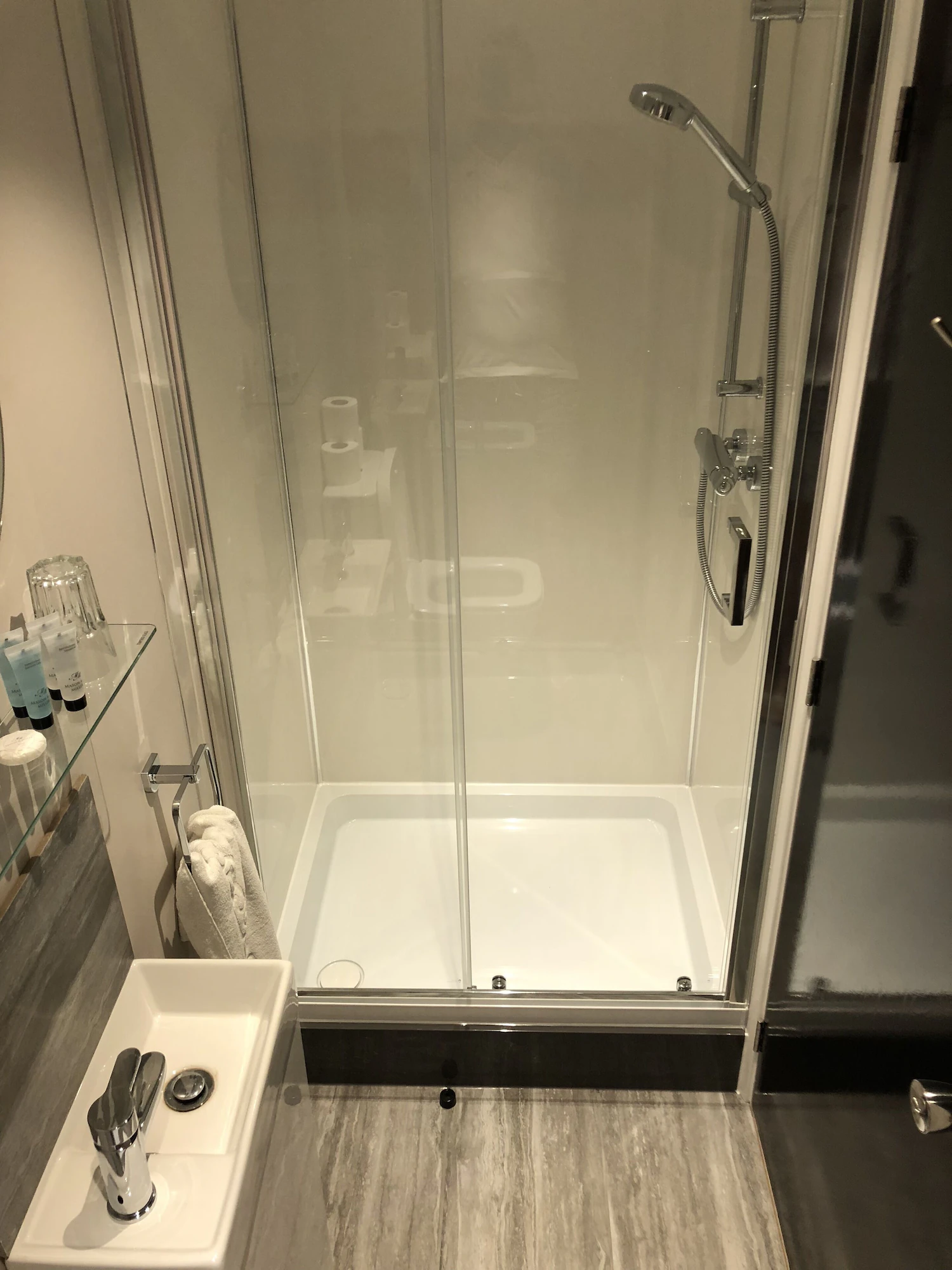 Deluxe Double Studio full double bed