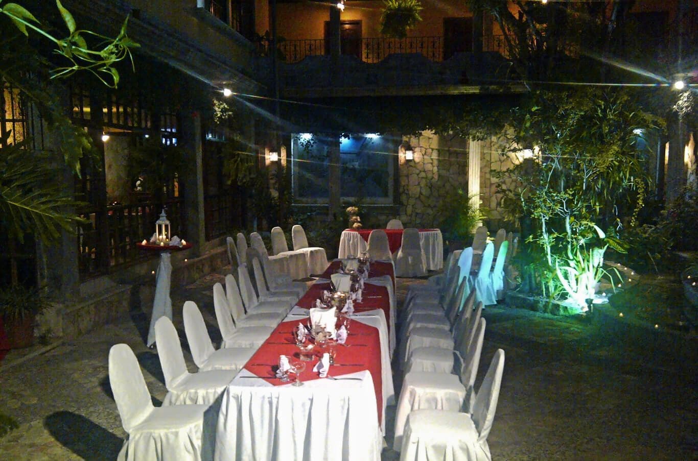 Hotel Elvir exterior