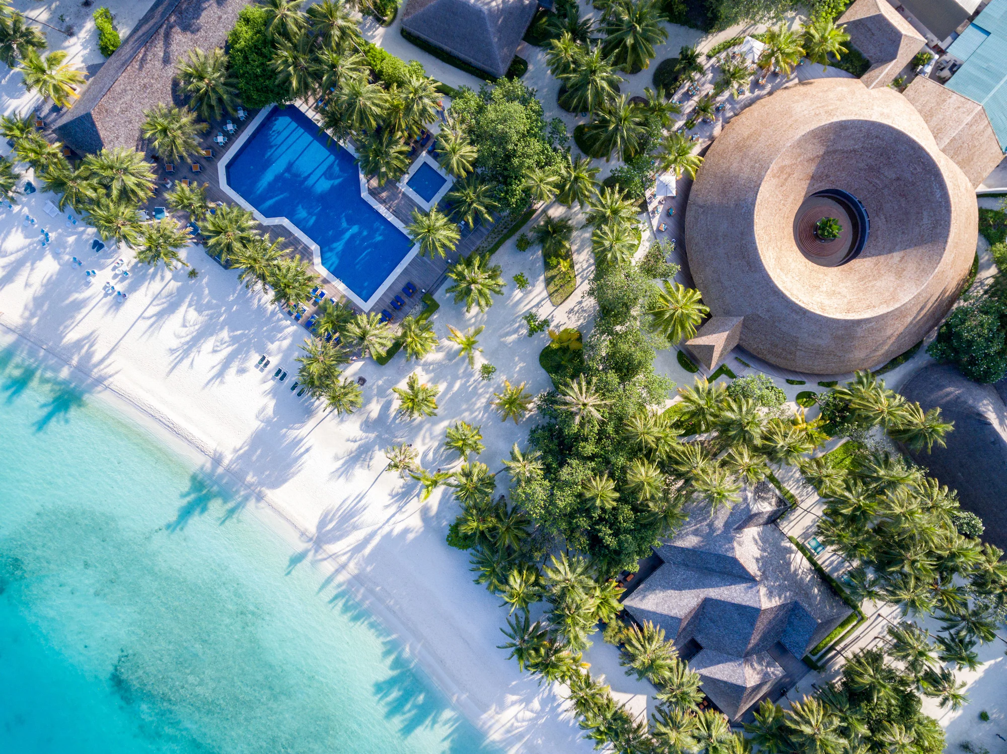 Beach Double Pool Villa full double bed