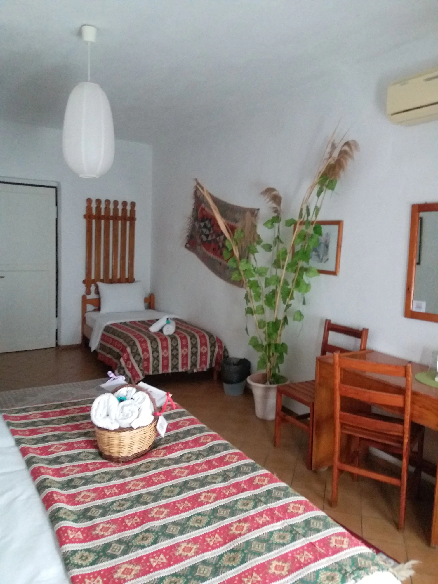 2 Bedrooms Standard Quadruple room full double bed