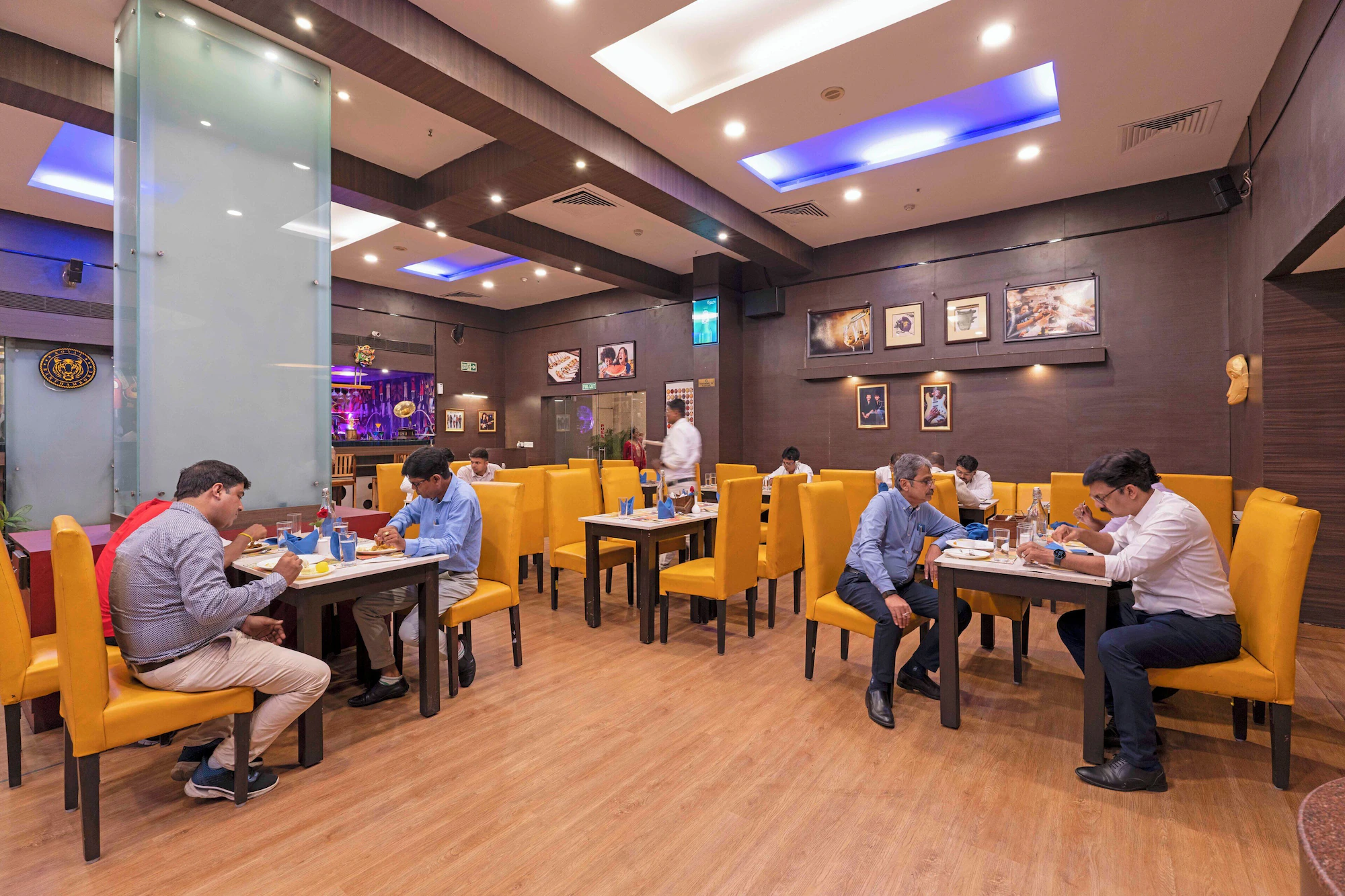 Indismart Hotel exterior