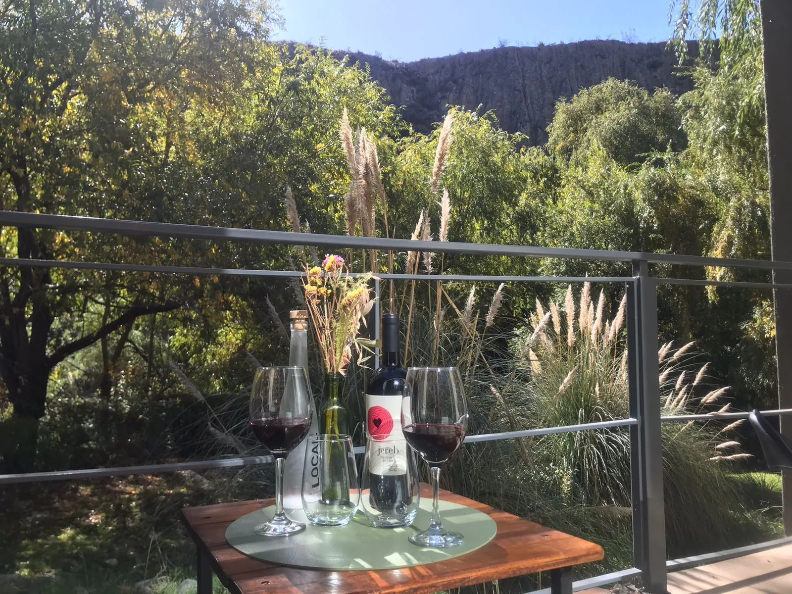 Deluxe Double room with mountain view full double bed