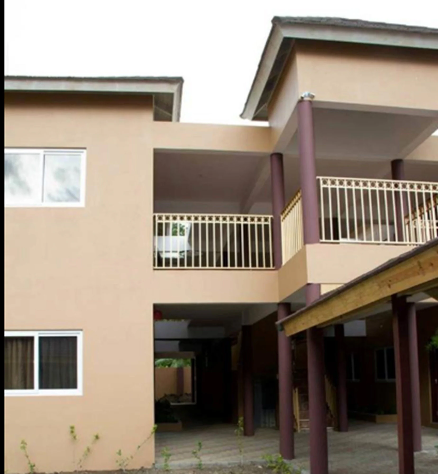Deluxe Double room with garden view full double bed