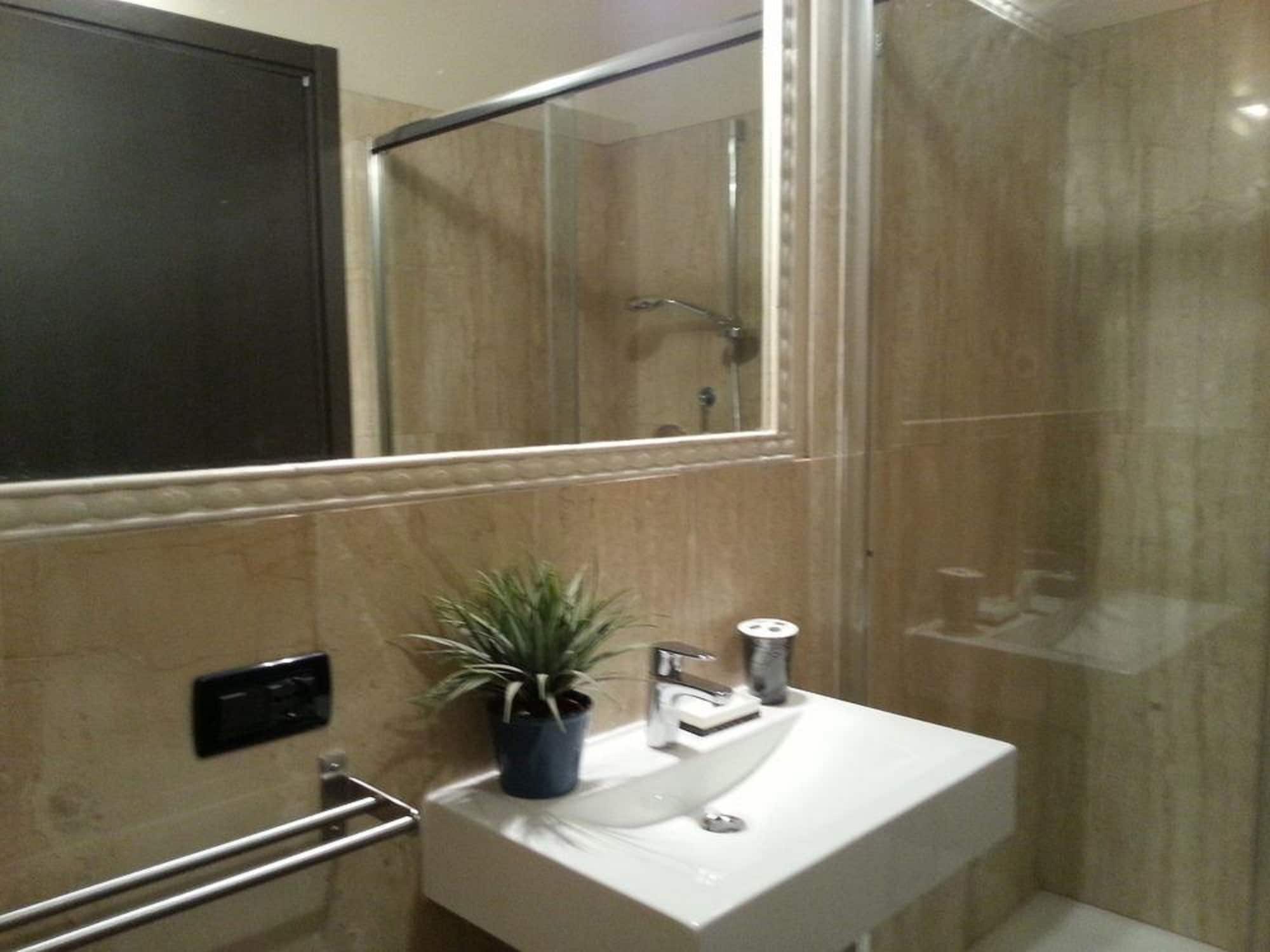 Standard Double room with mountain view full double bed
