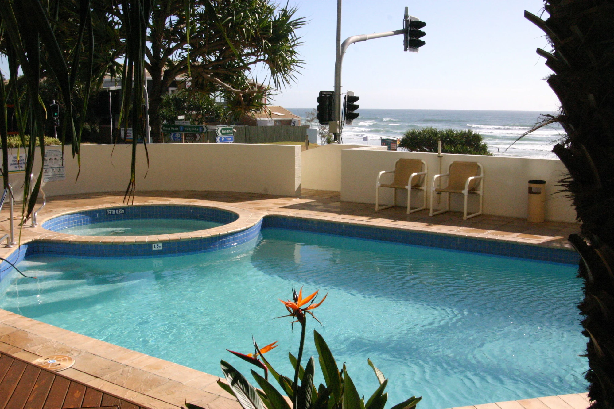 1 Bedroom Double Apartment with sea view full double bed