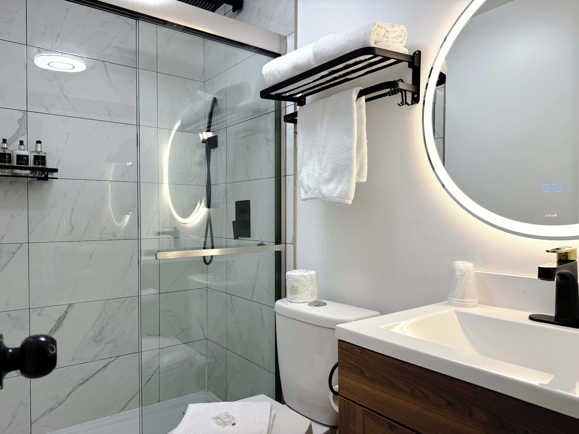 1 Bedroom Quadruple Suite twin beds