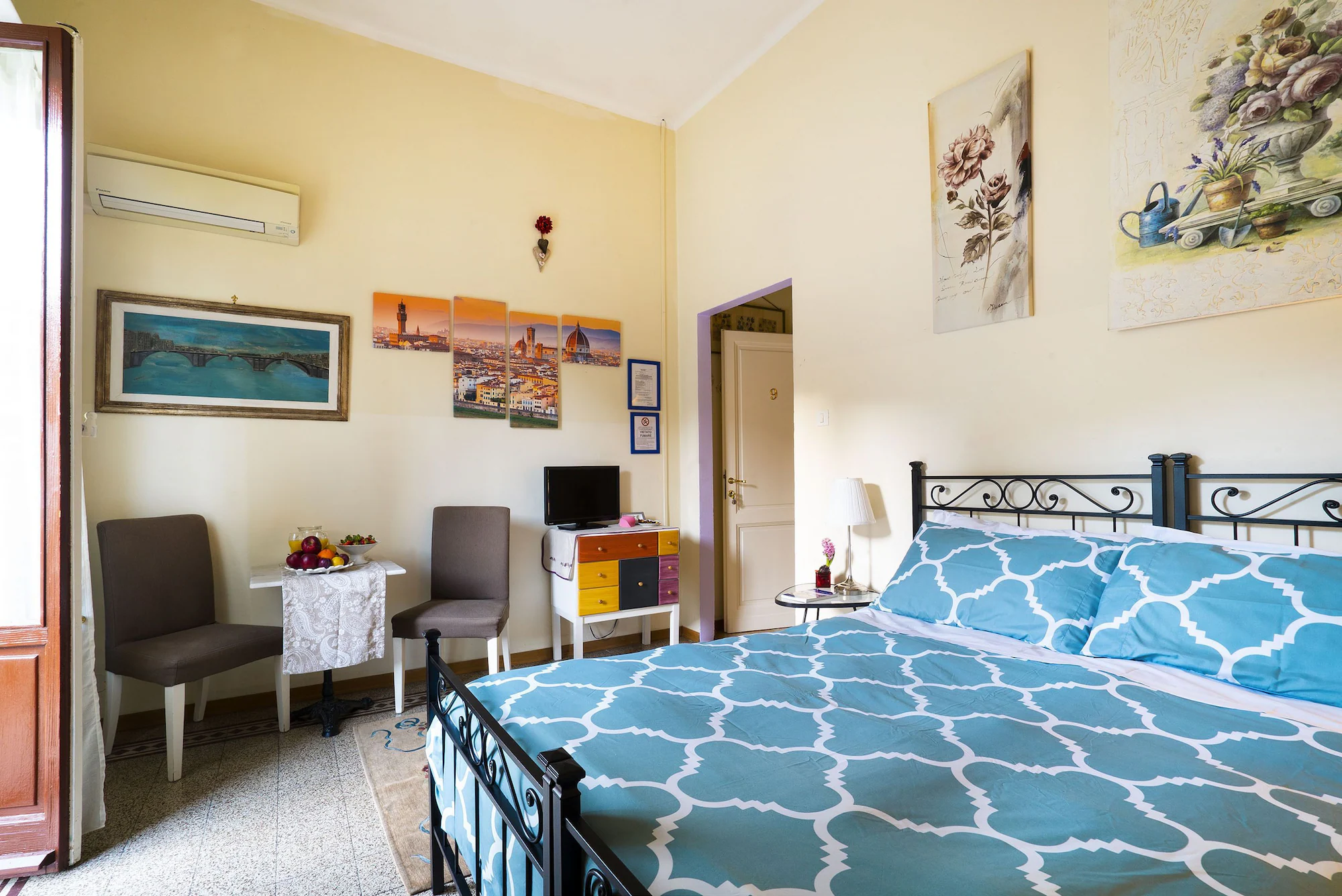 1 Bedroom Comfort Double room full double bed