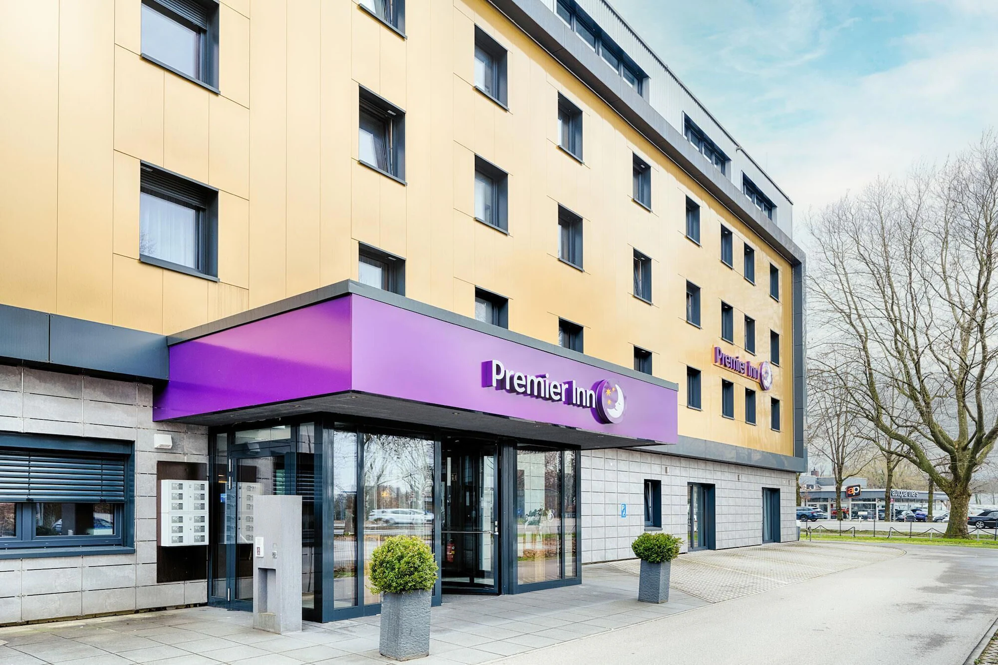 Premier Inn Lindau — photo 74