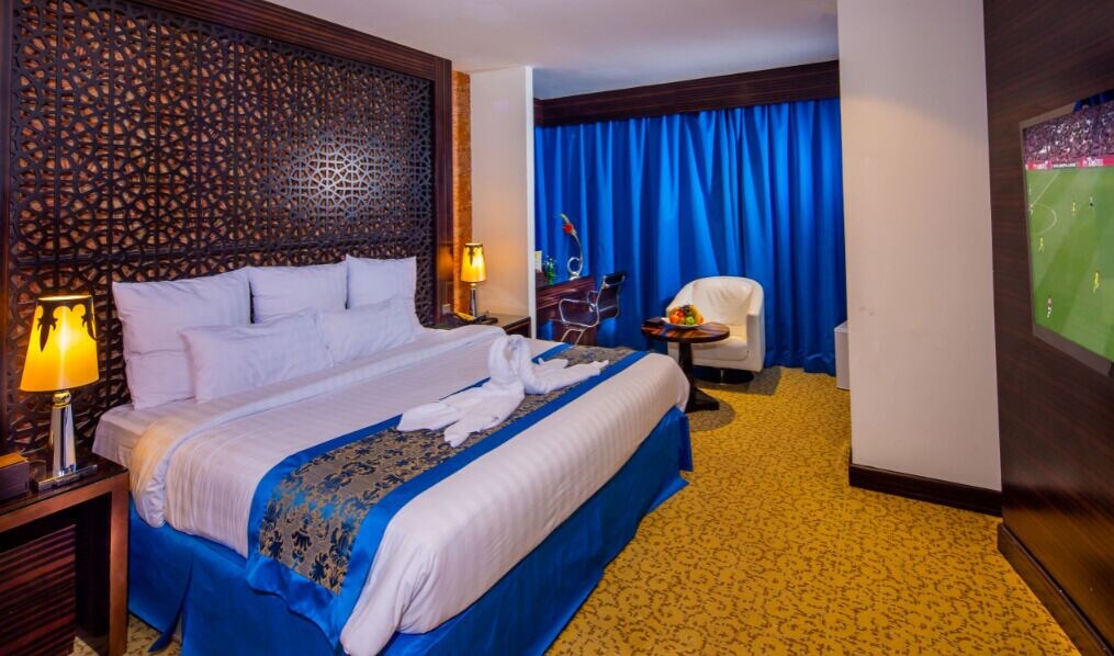 Royal Arabic Style Double Suite full double bed