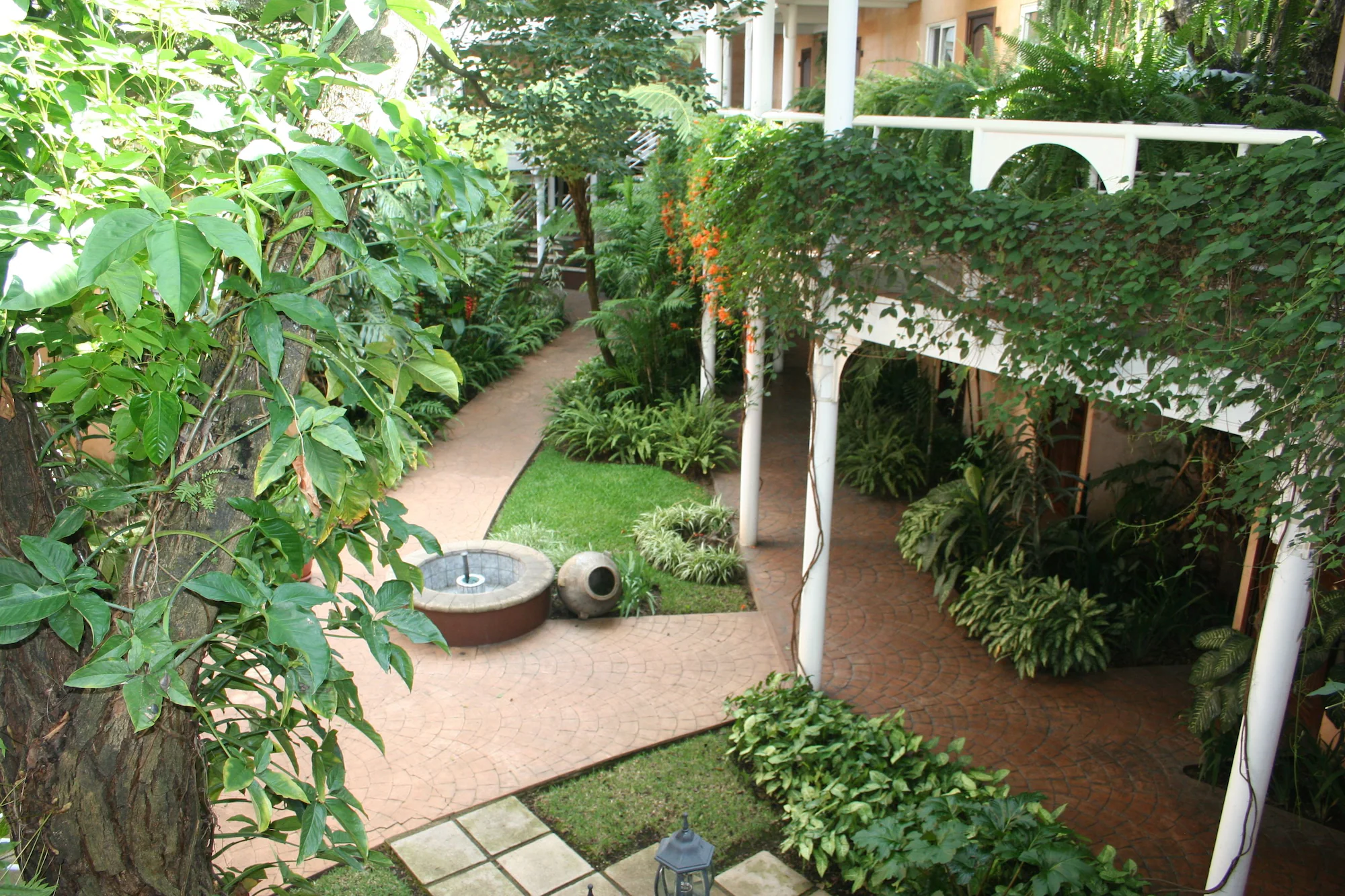 1 Bedroom Standard Double room with courtyard view