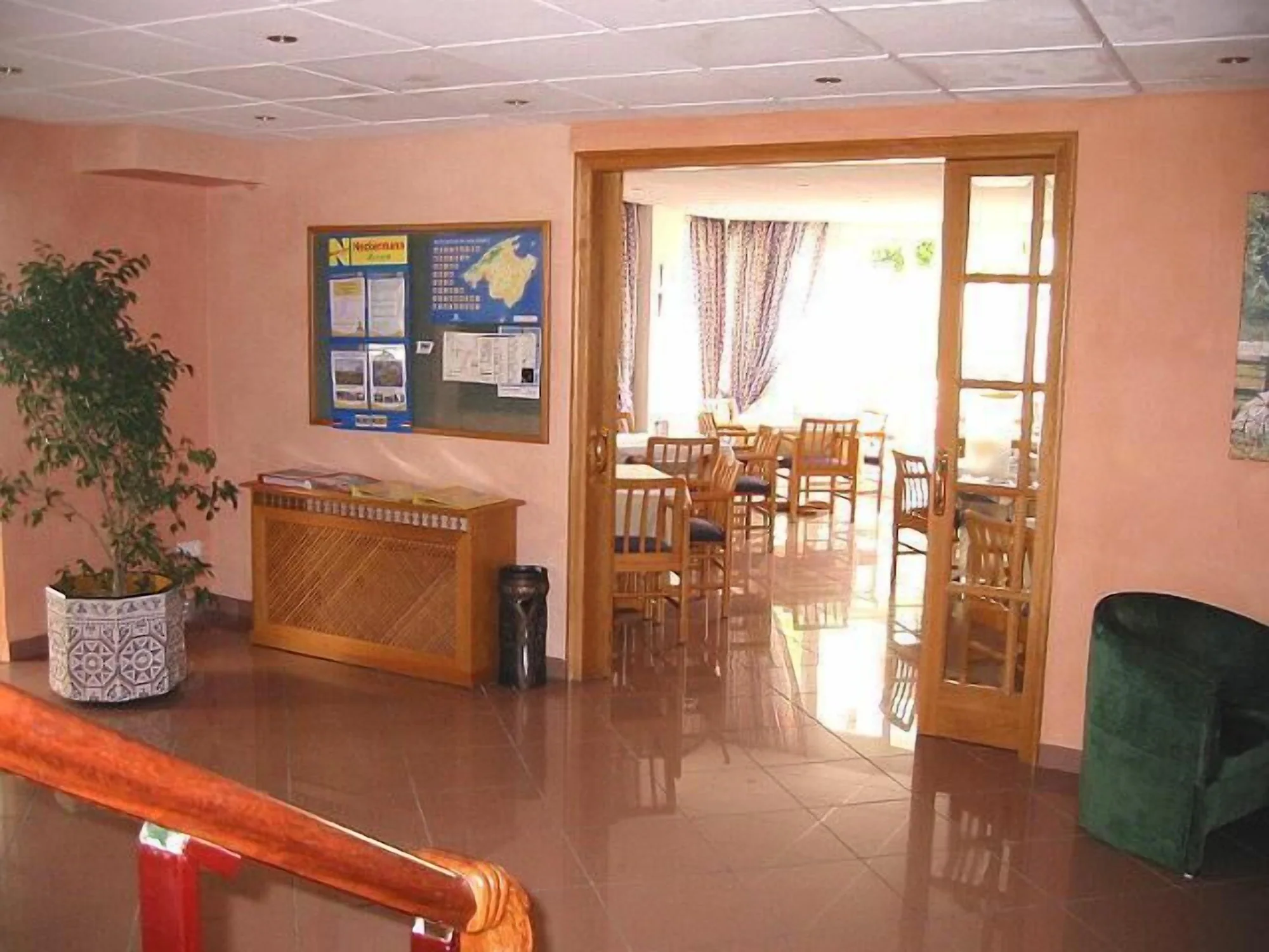Economy Double room with balcony full double bed