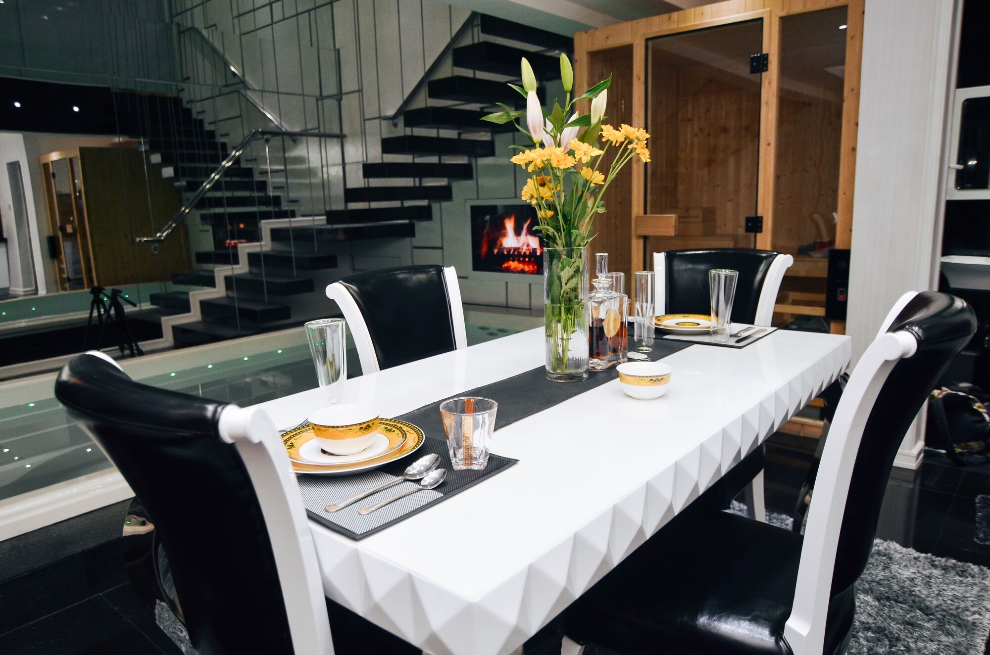 2 Bedrooms Deluxe Quadruple Penthouse room twin beds