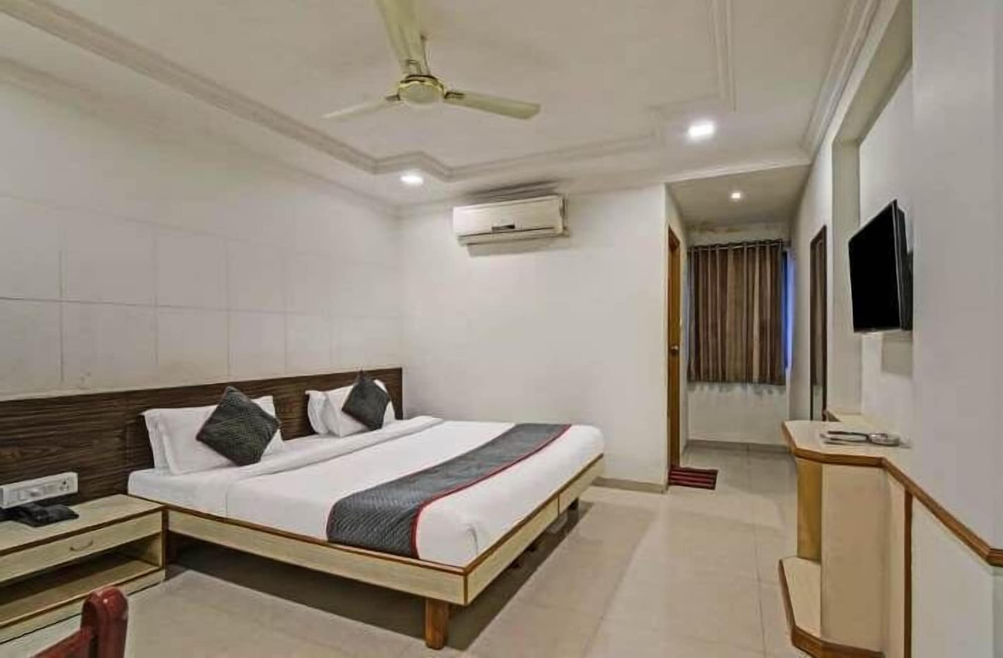 Standard Double room full double bed