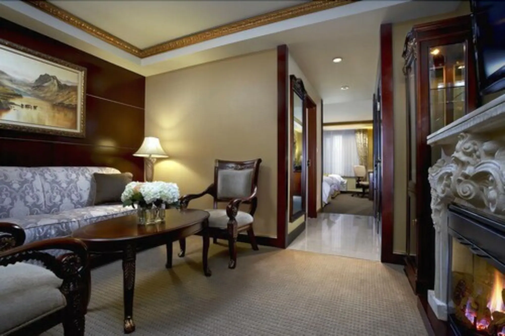 1 Bedroom Double Suite full double bed