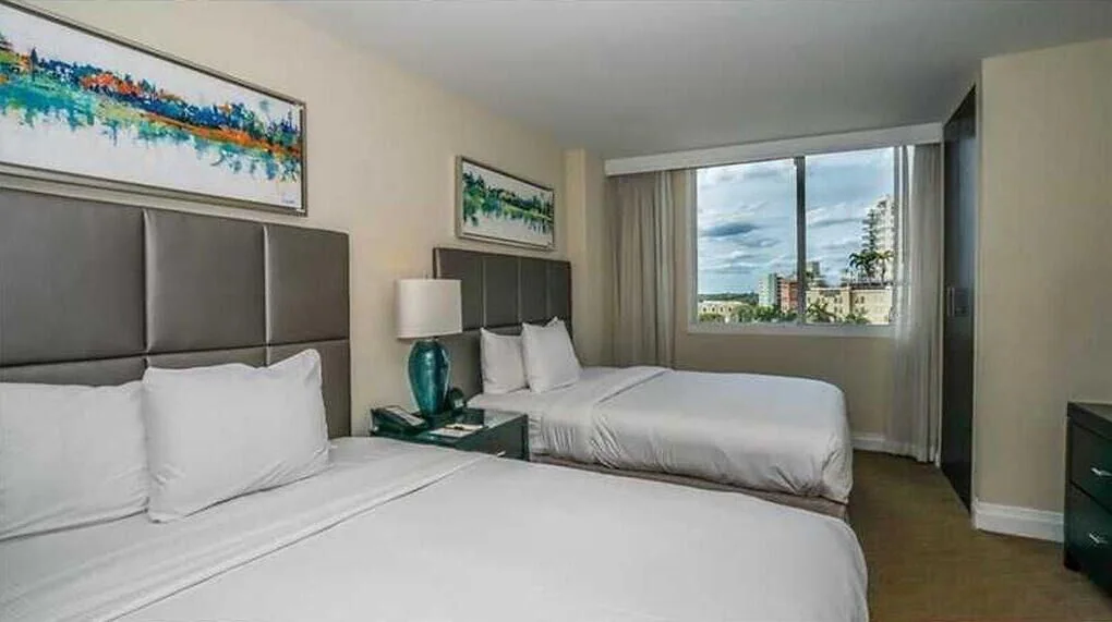 Galleryonefortlauderdale - Fort Lauderdale, FL