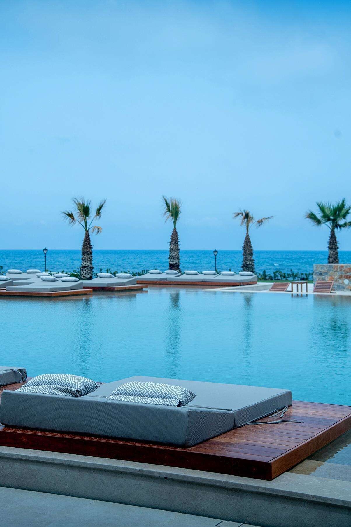 Classic Double room with sea view full double bed