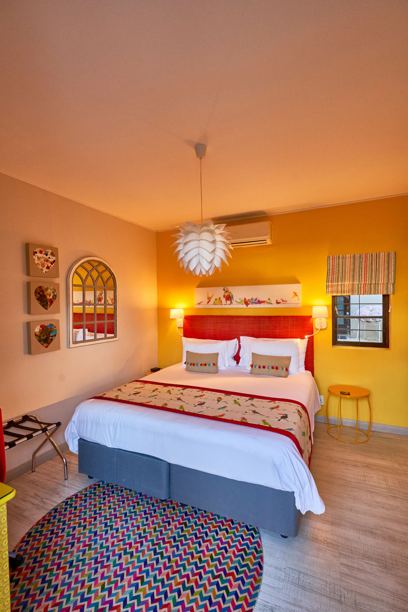 Deluxe Single Suite