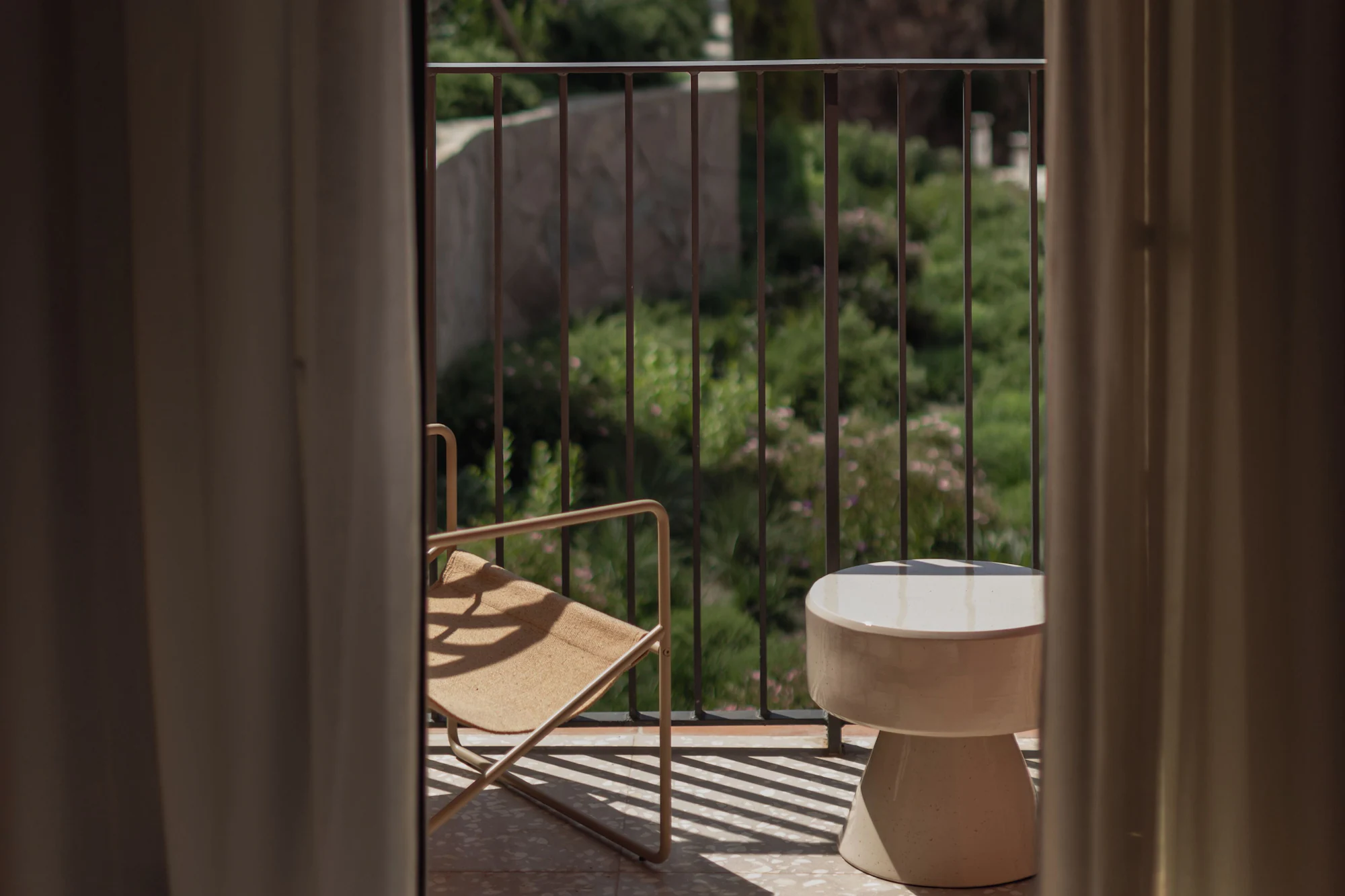 Double Junior Suite with balcony and with view full double bed