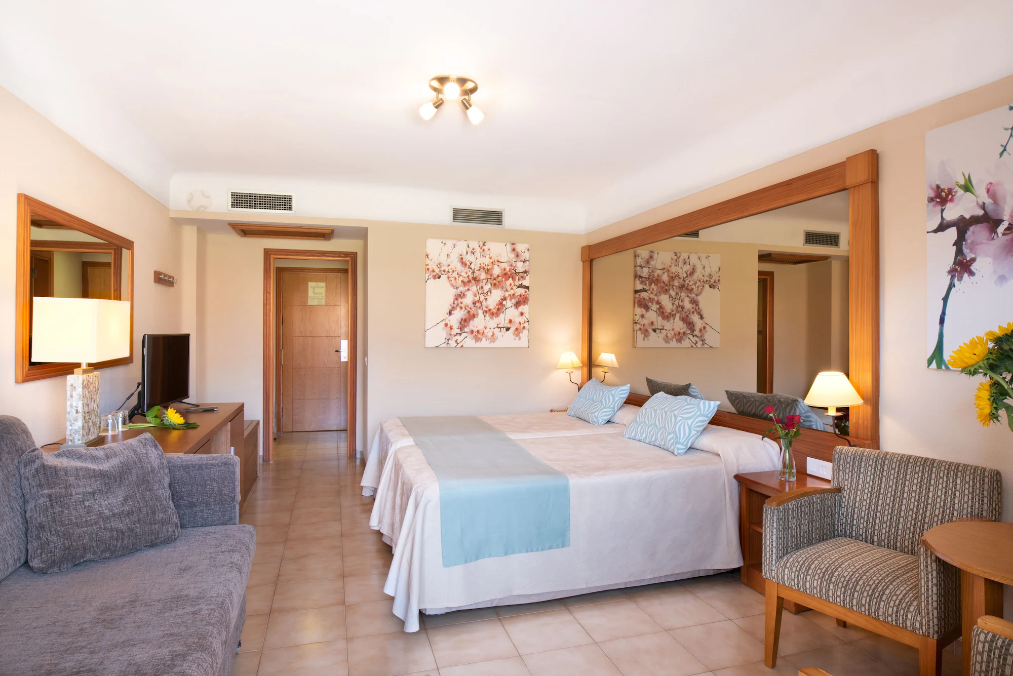 Double Junior Suite full double bed