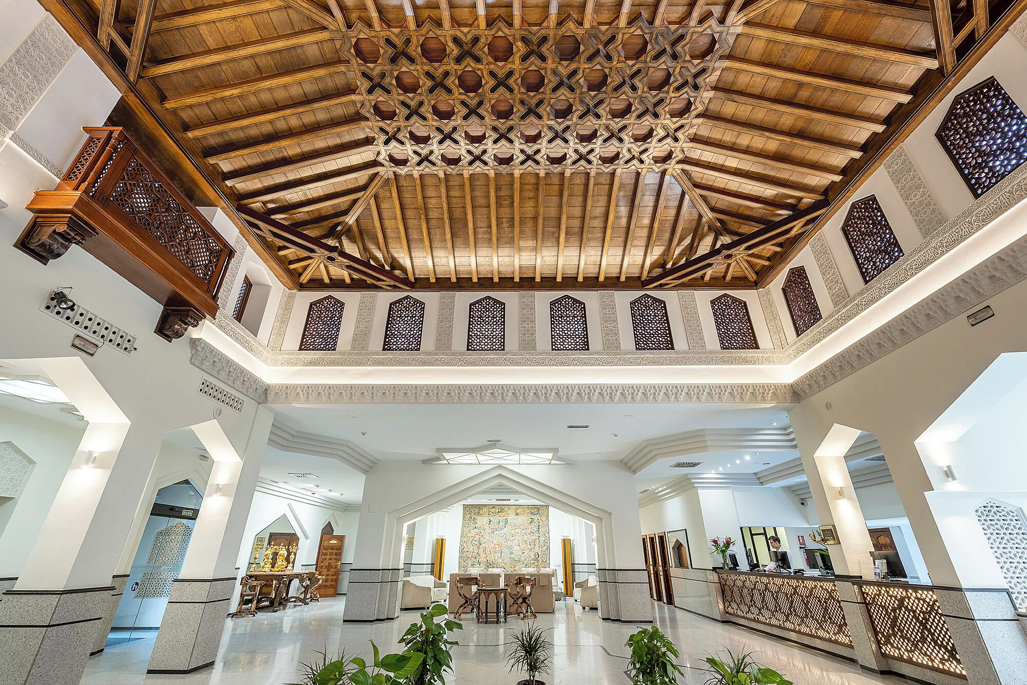 Hotel Saray 4