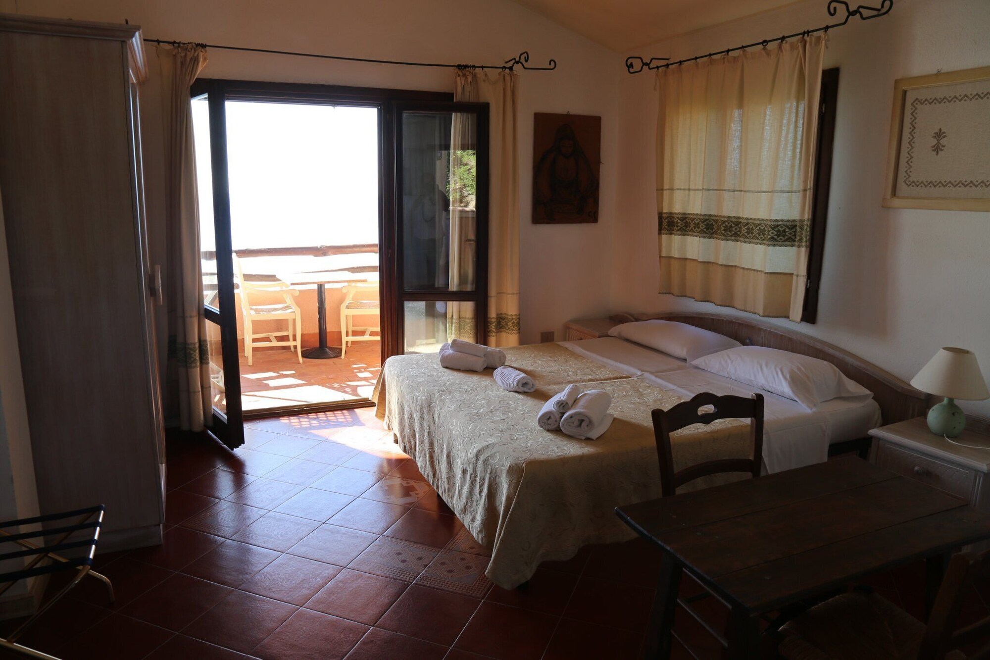 1 Bedroom Triple Apartment with sea view