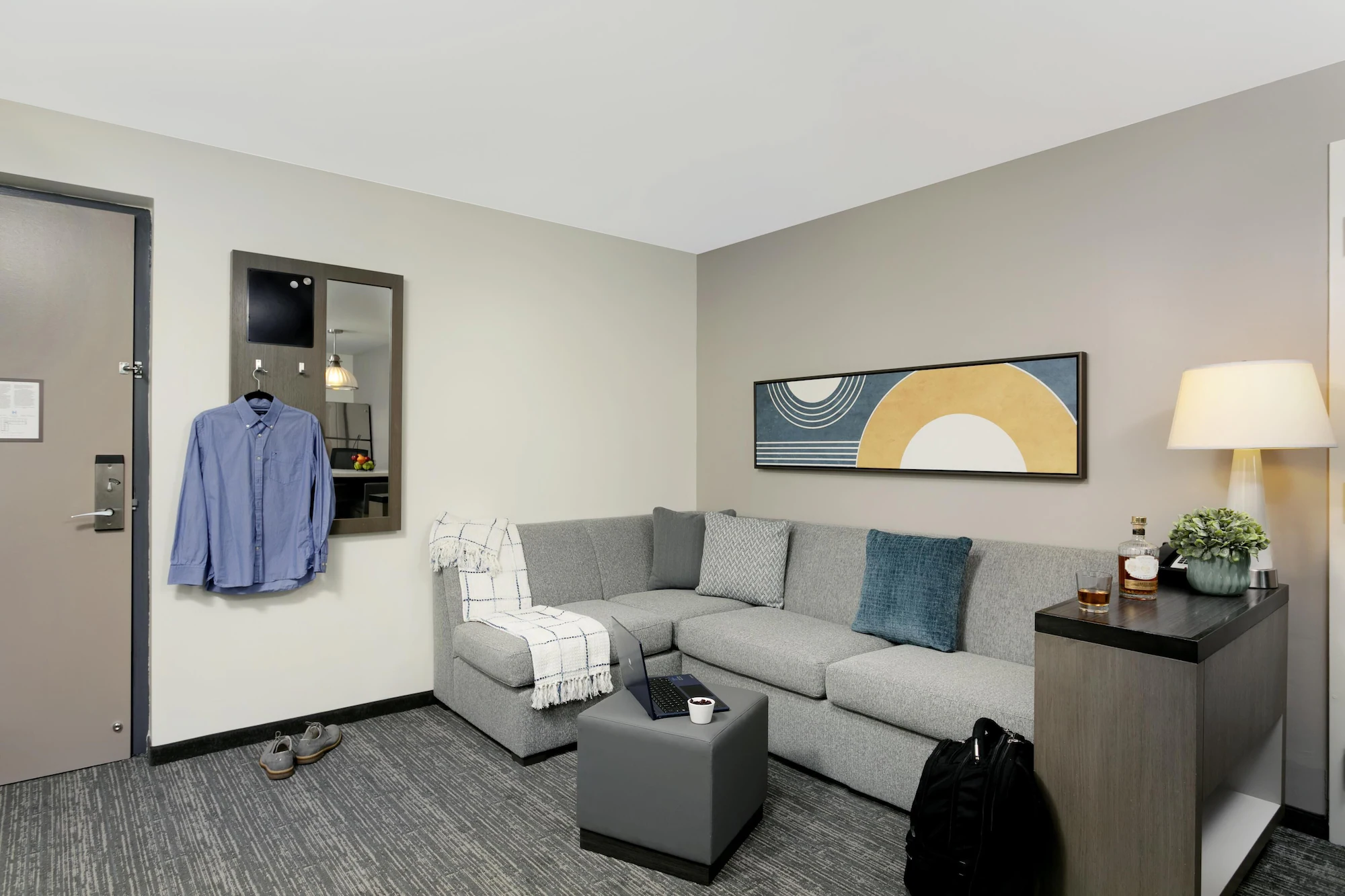 1 Bedroom Accessible Quadruple Kitchen Suite