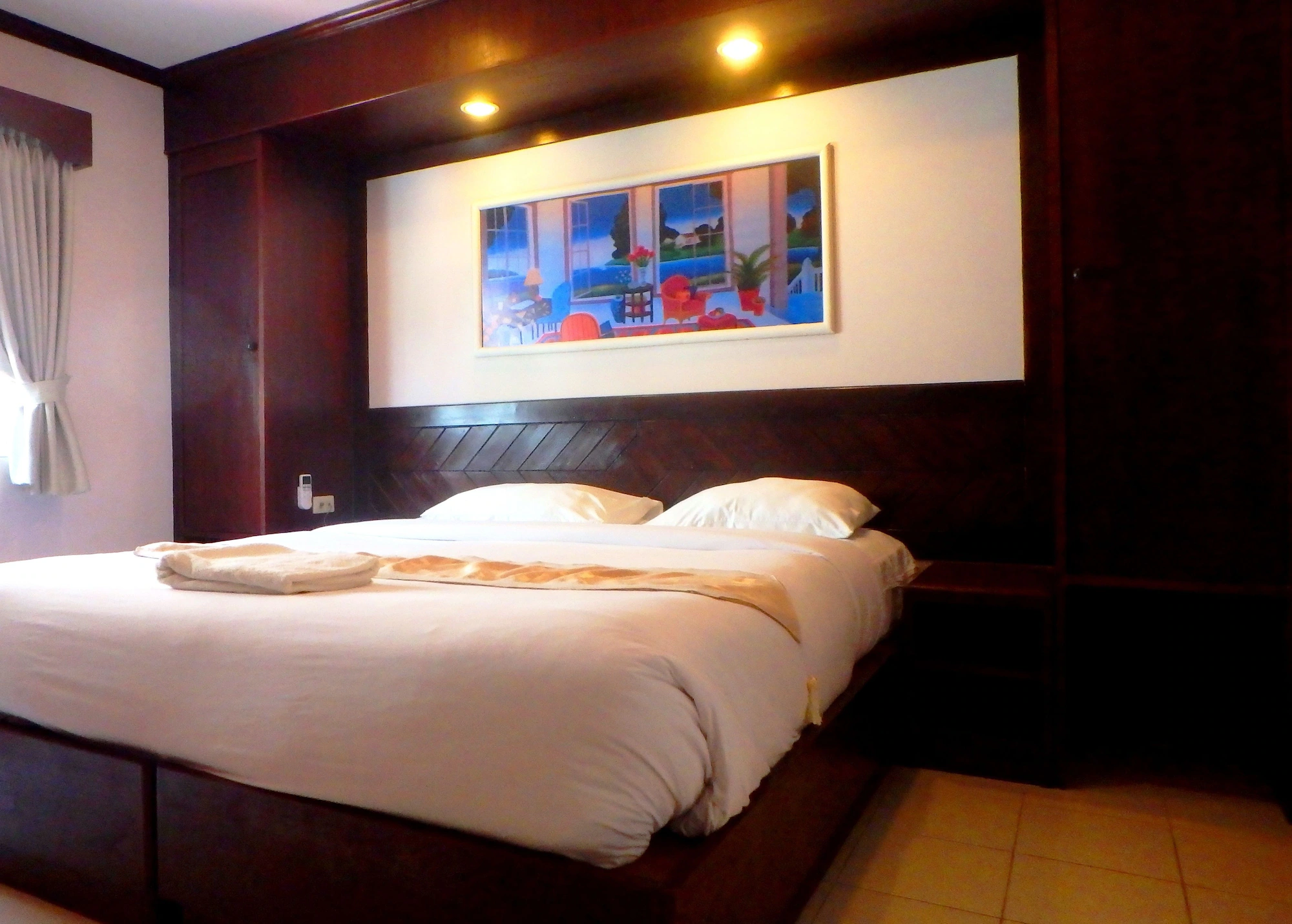 Deluxe Single room full double bed