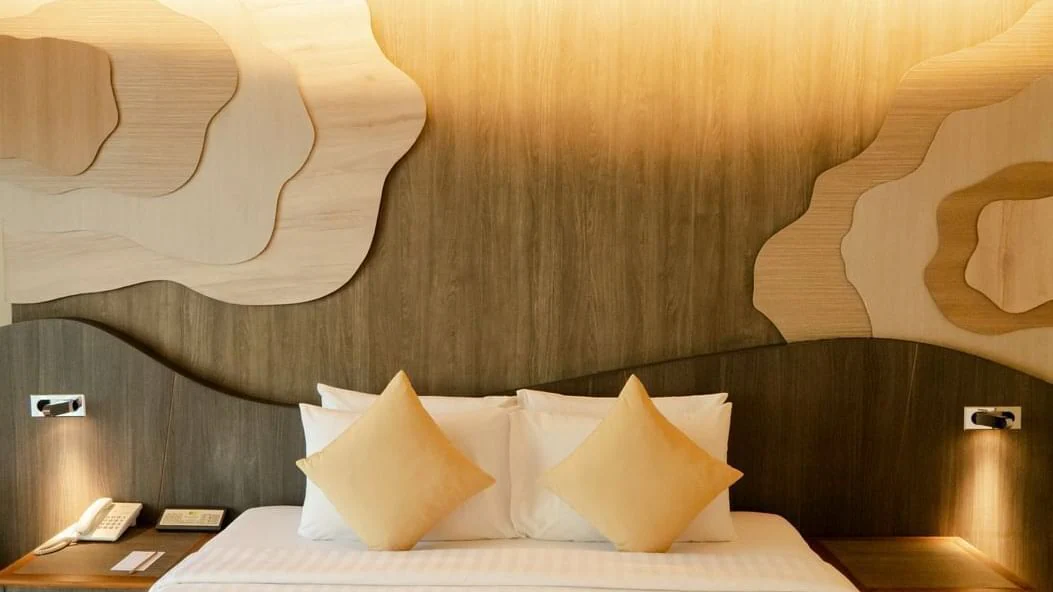 Deluxe Double room with pool view full double bed