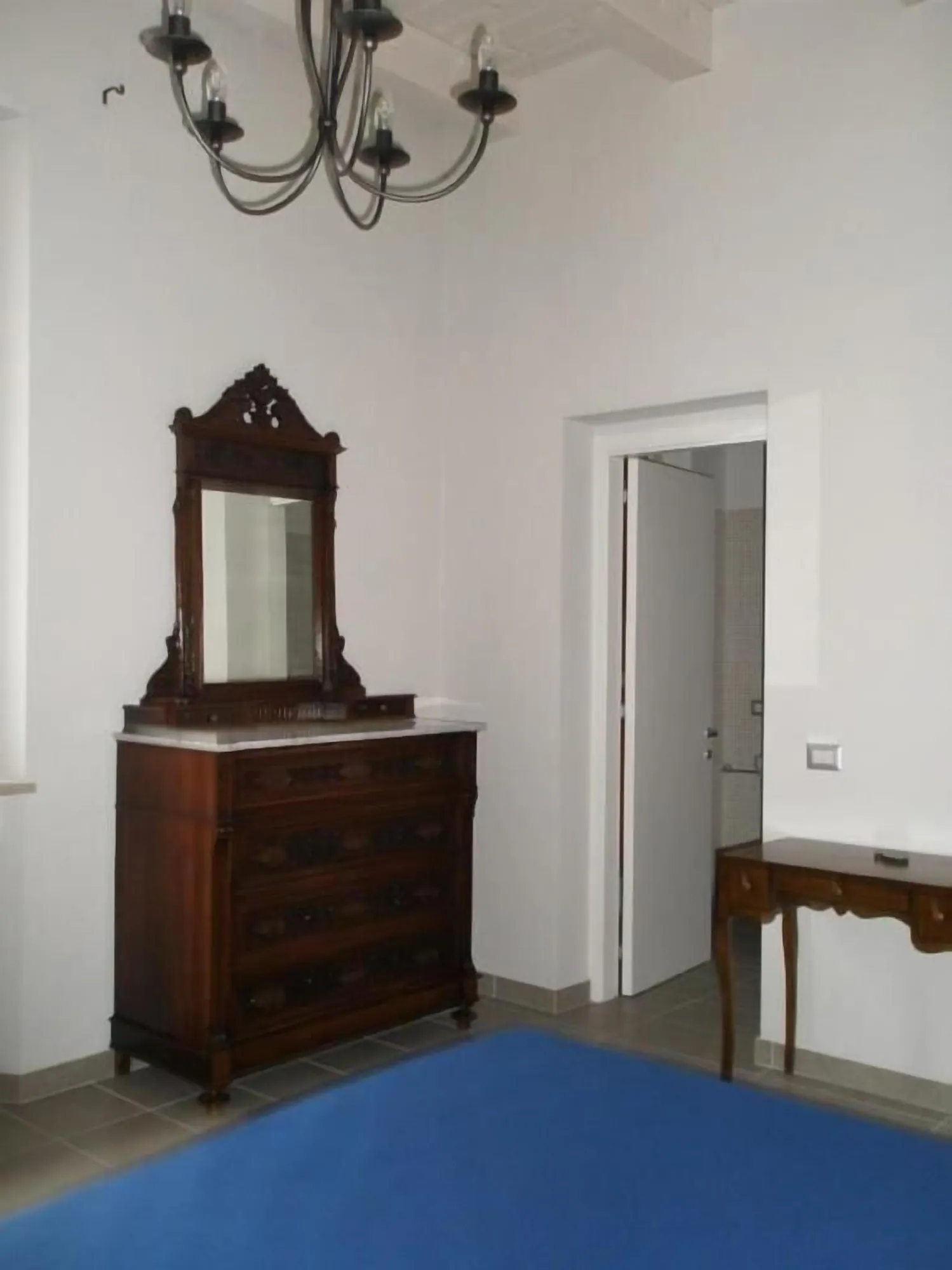 Deluxe Double room full double bed